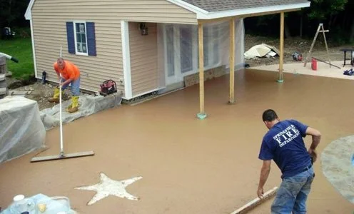 SpatanConcreteServices-pour-concrete-patio.jpg