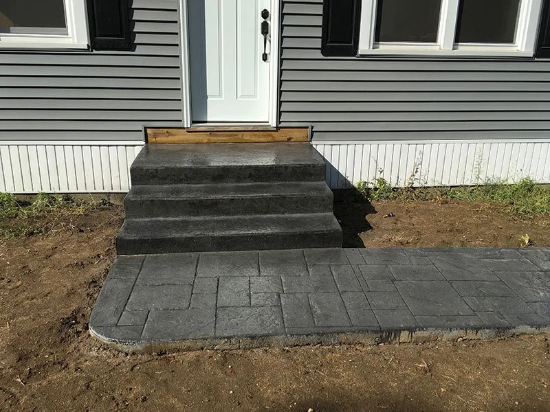SpartanConcreteServices-walkway-team-stamp-Walkway_AshlarSlate_metallicgray.jpg