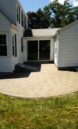Spartan-Concrete-Services-StampConcretePatio-ROUND.jpg