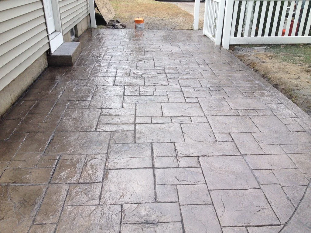 Spartan-Concrete-Services-StampConcretePatio-BACKYARD.jpg