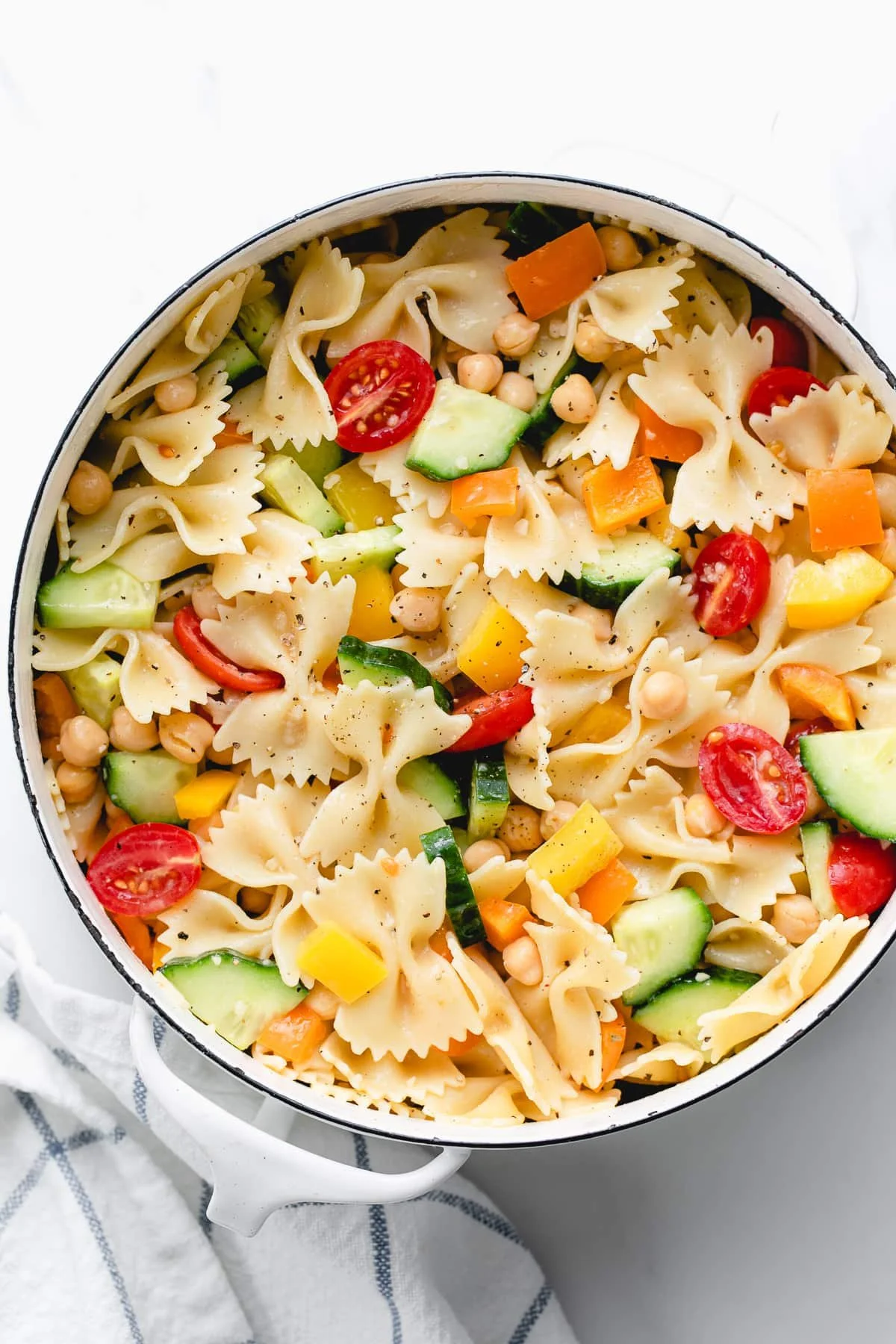 Pasta with vegetables (by the pound)