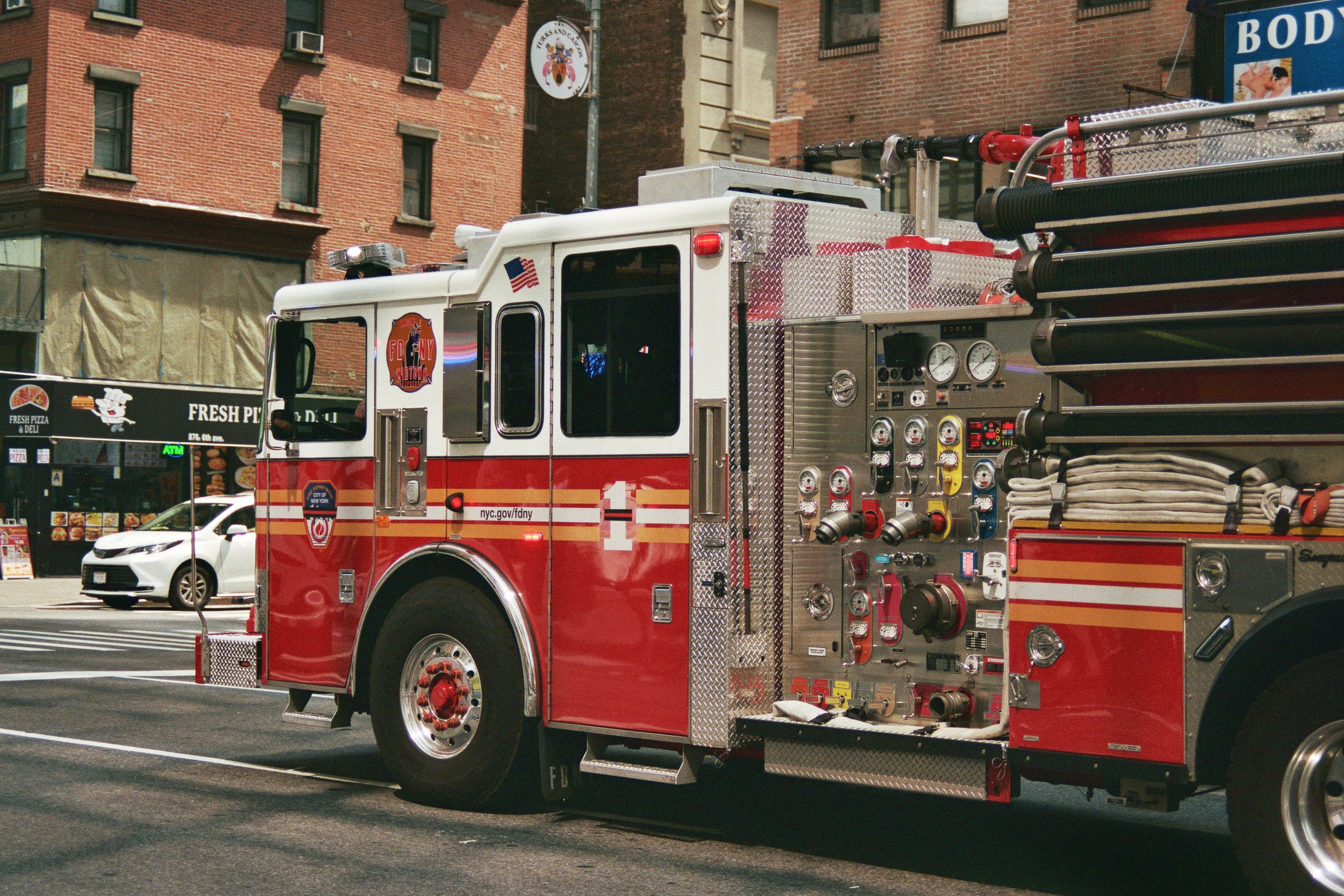_34_00065.jpg