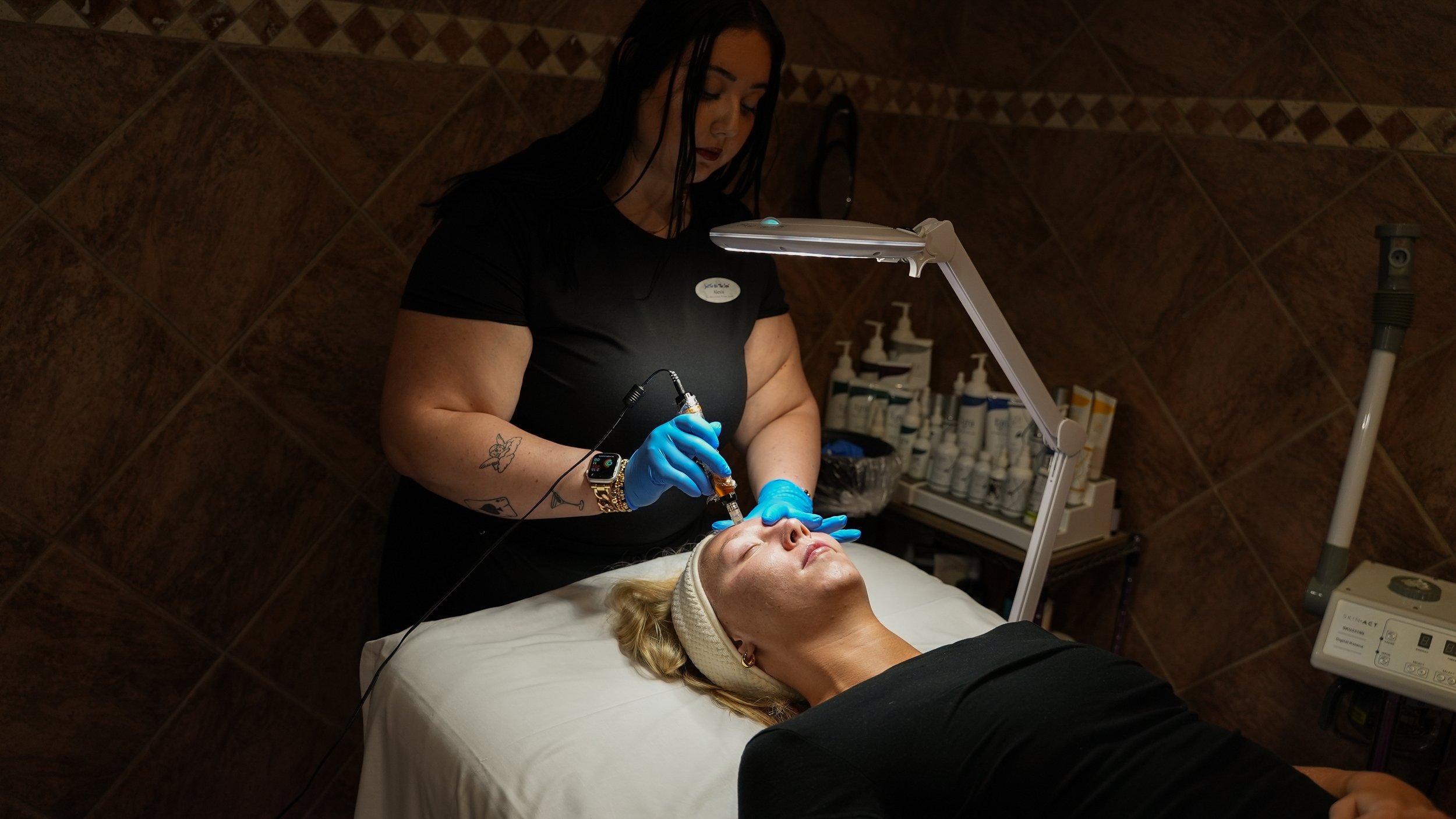 Microneedling: Refresh Your Skin