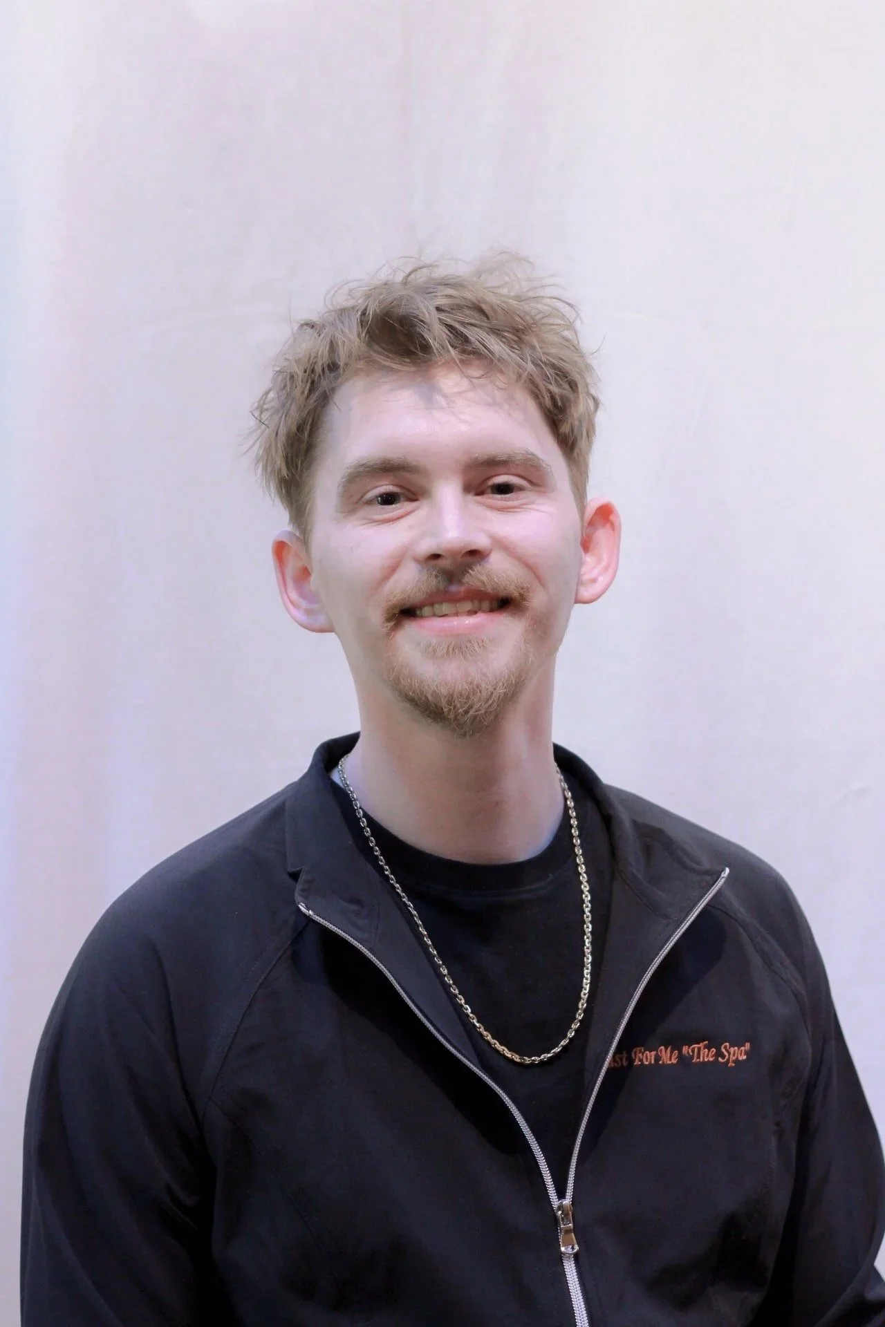 massage therapist just for me spa