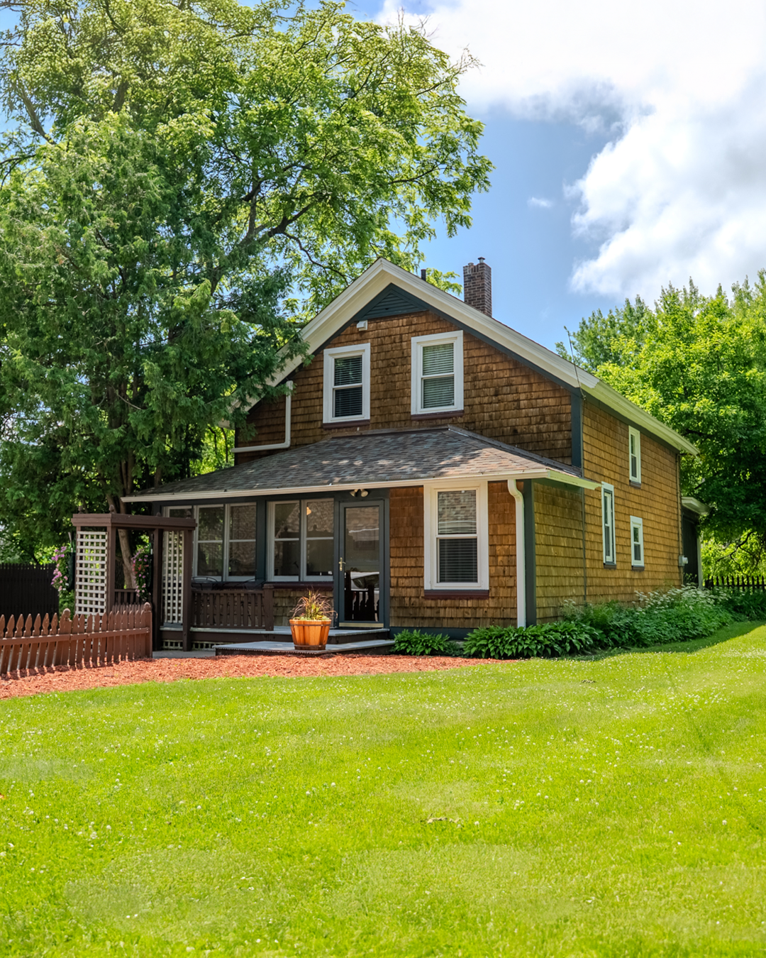 The Cottage historic home in Stillwater, MN