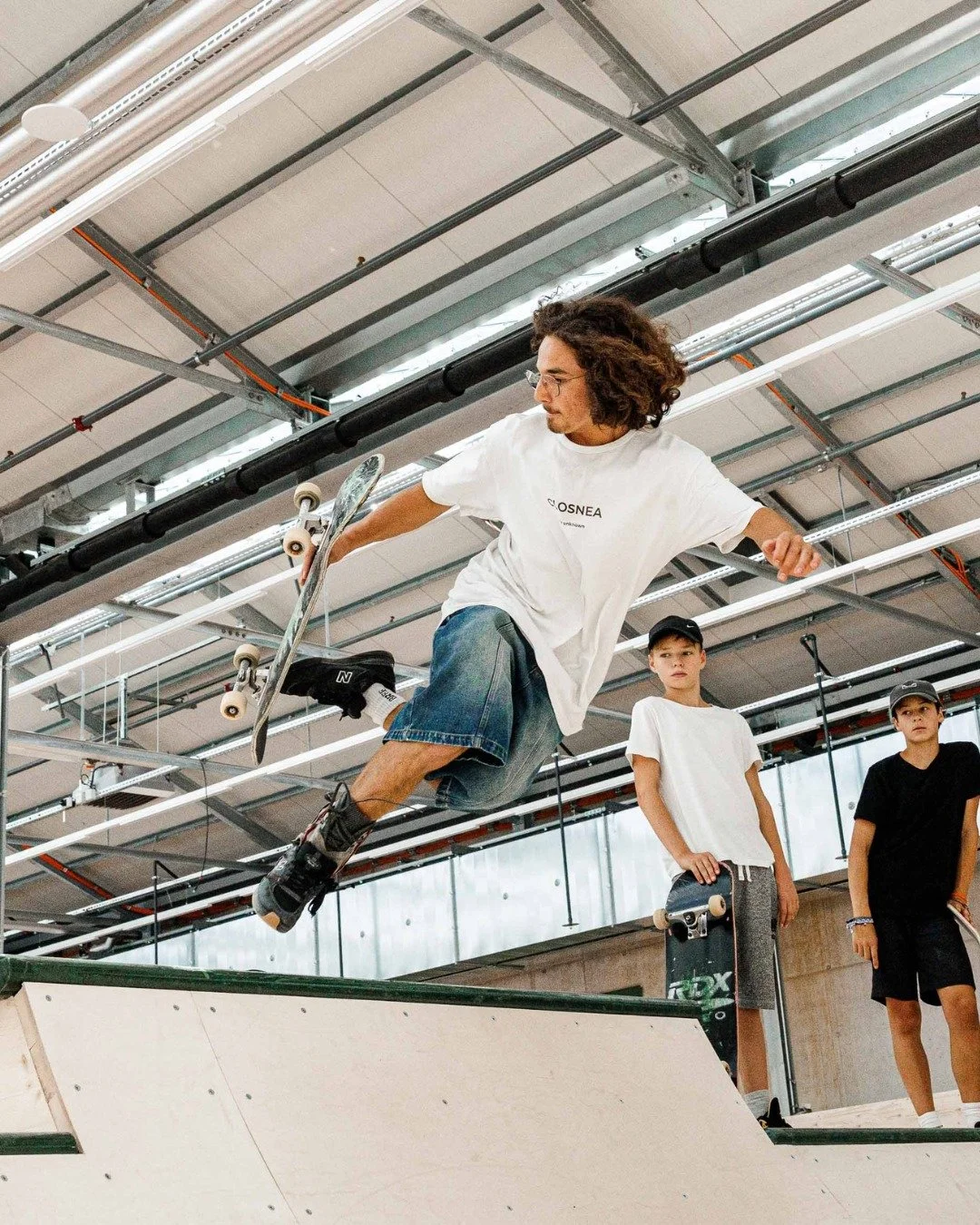 Im Freestyle Park wird jede Rampe zur Challenge und jeder gelandete Trick zum Erfolgsmoment.
Welchen Trick willst du als n&auml;chstes landen? 😎

#movecity #freestylepark #skatepark