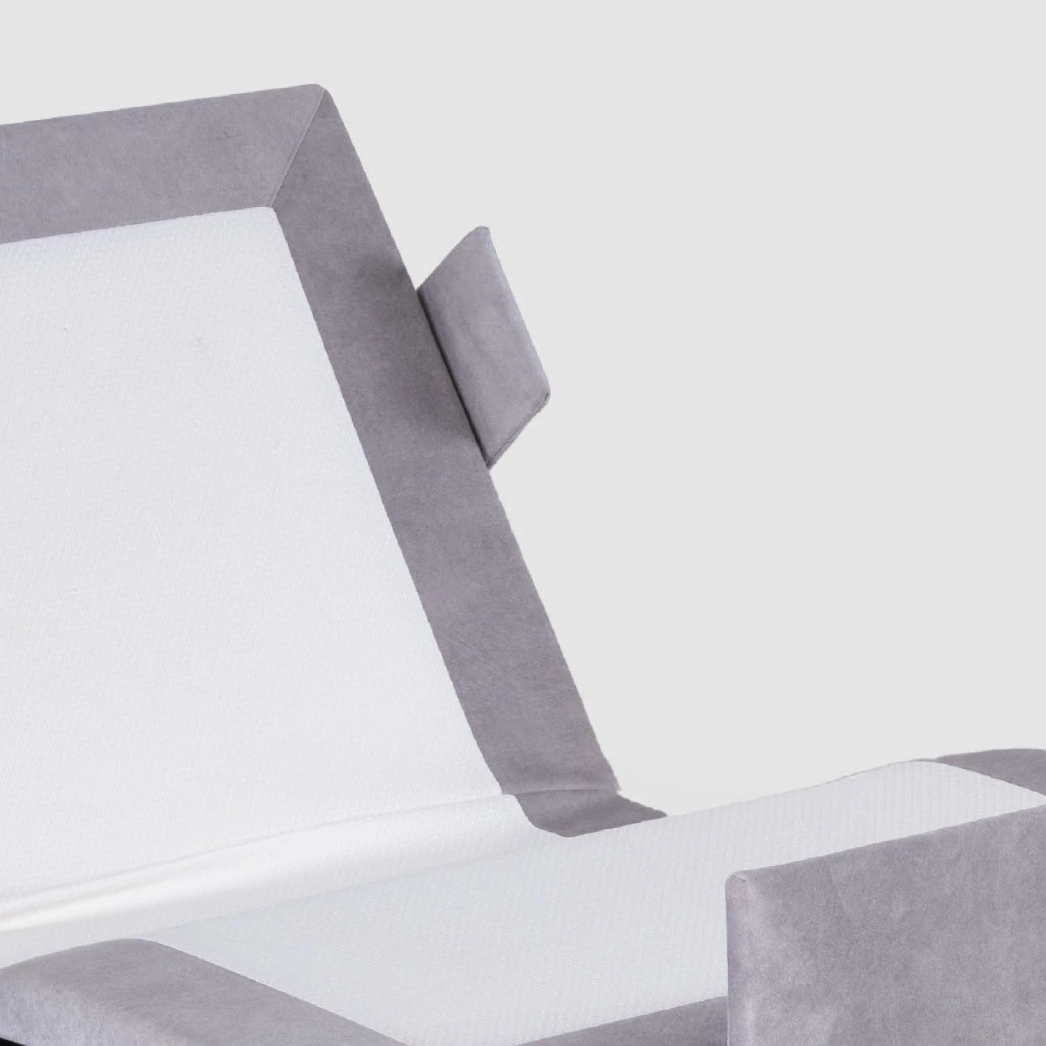 thumbnail_ERGONOMIC 02.jpg