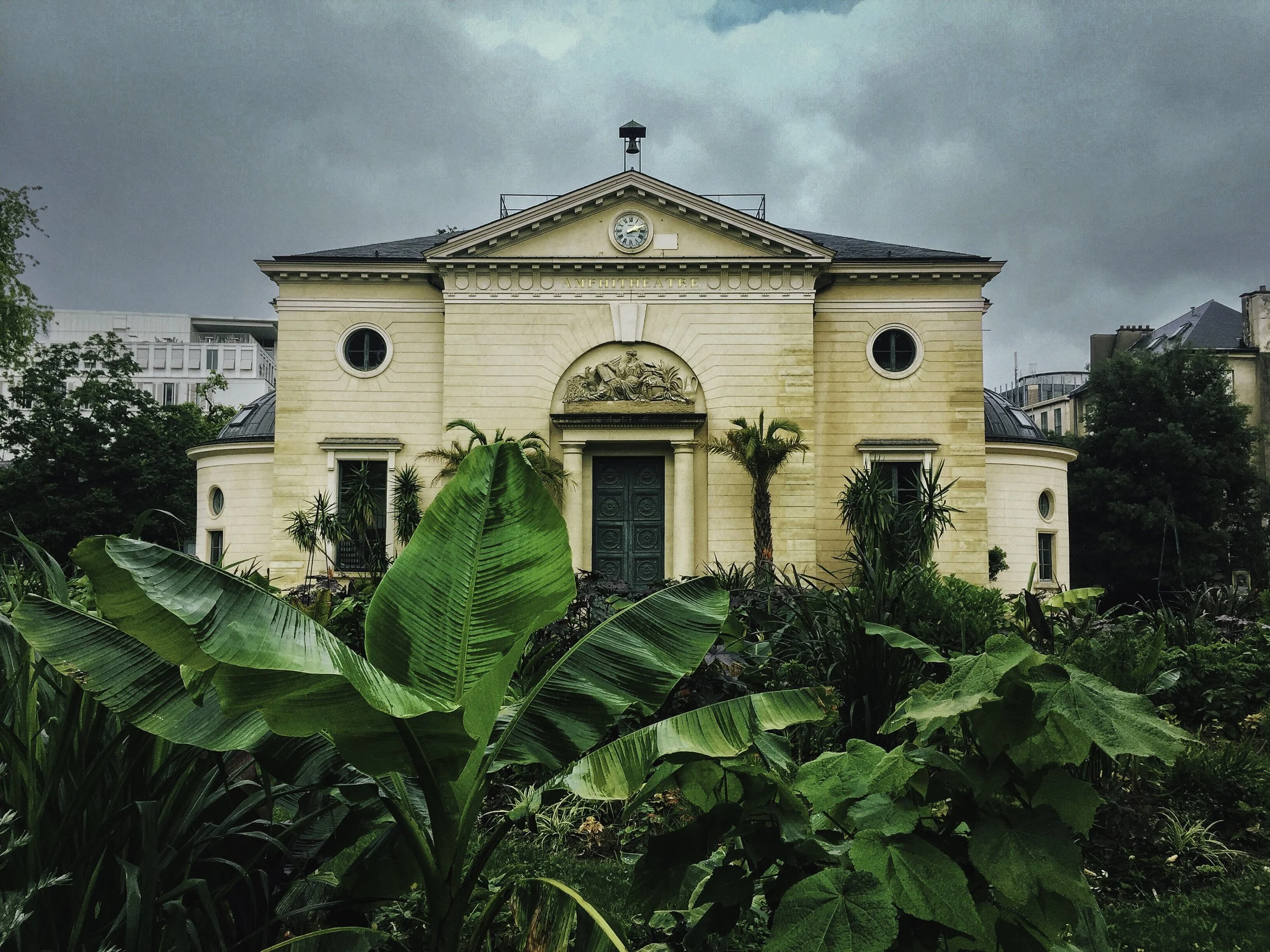 jardindesplantesbuilding2016.jpg