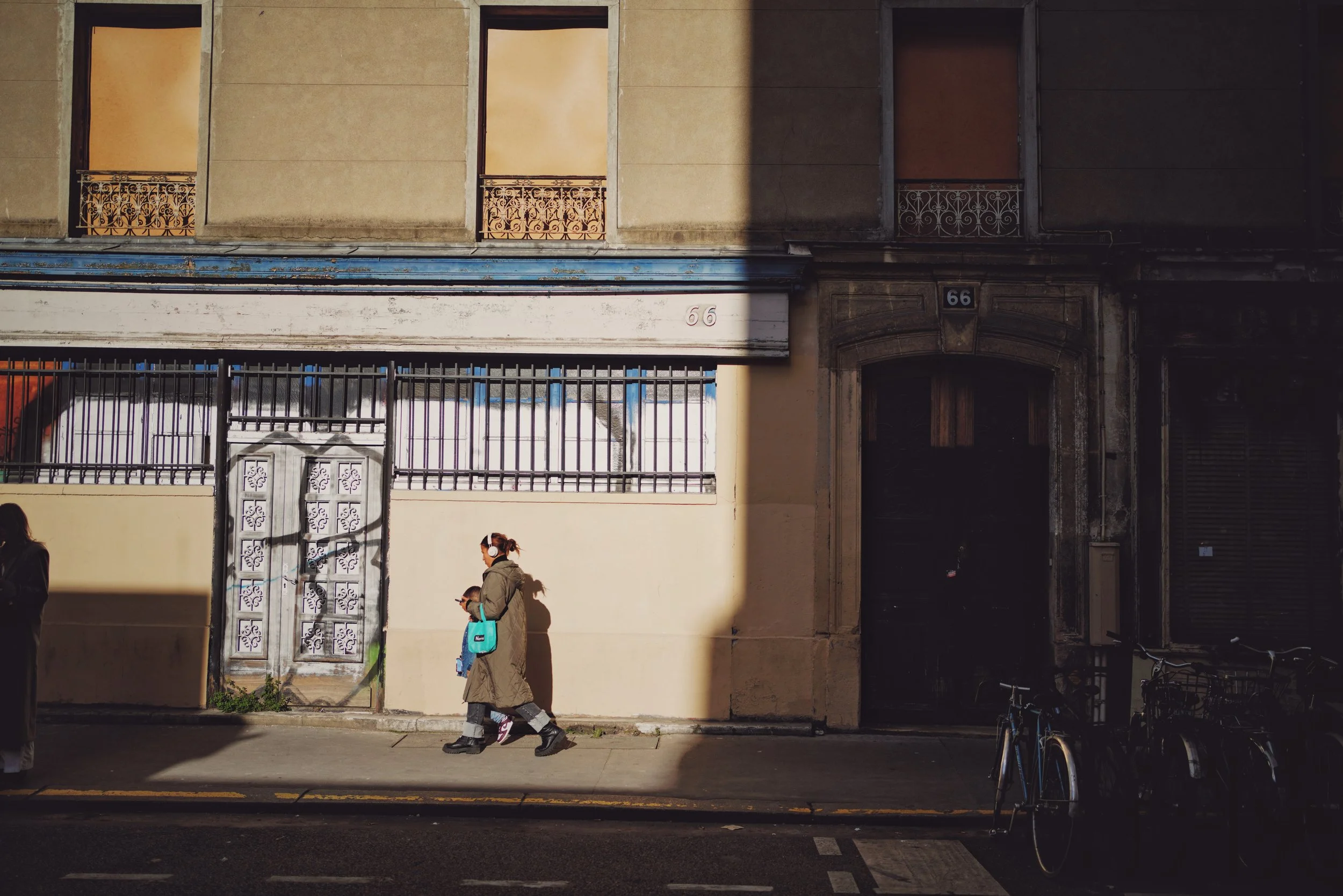 parisstreetscape.JPG