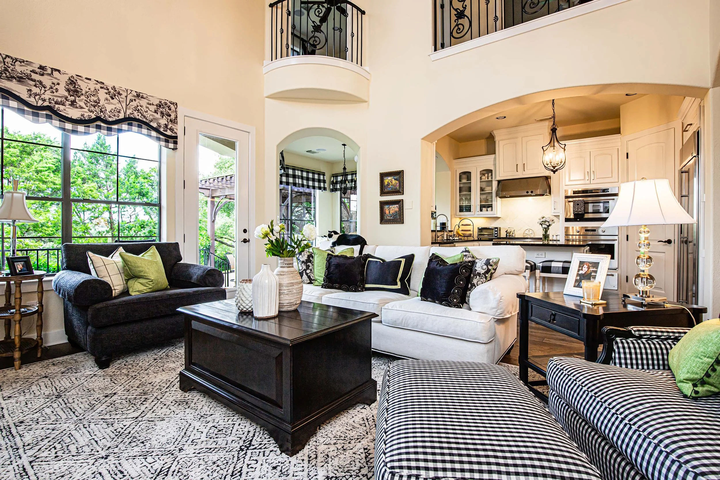 Rollingwood French Transitional