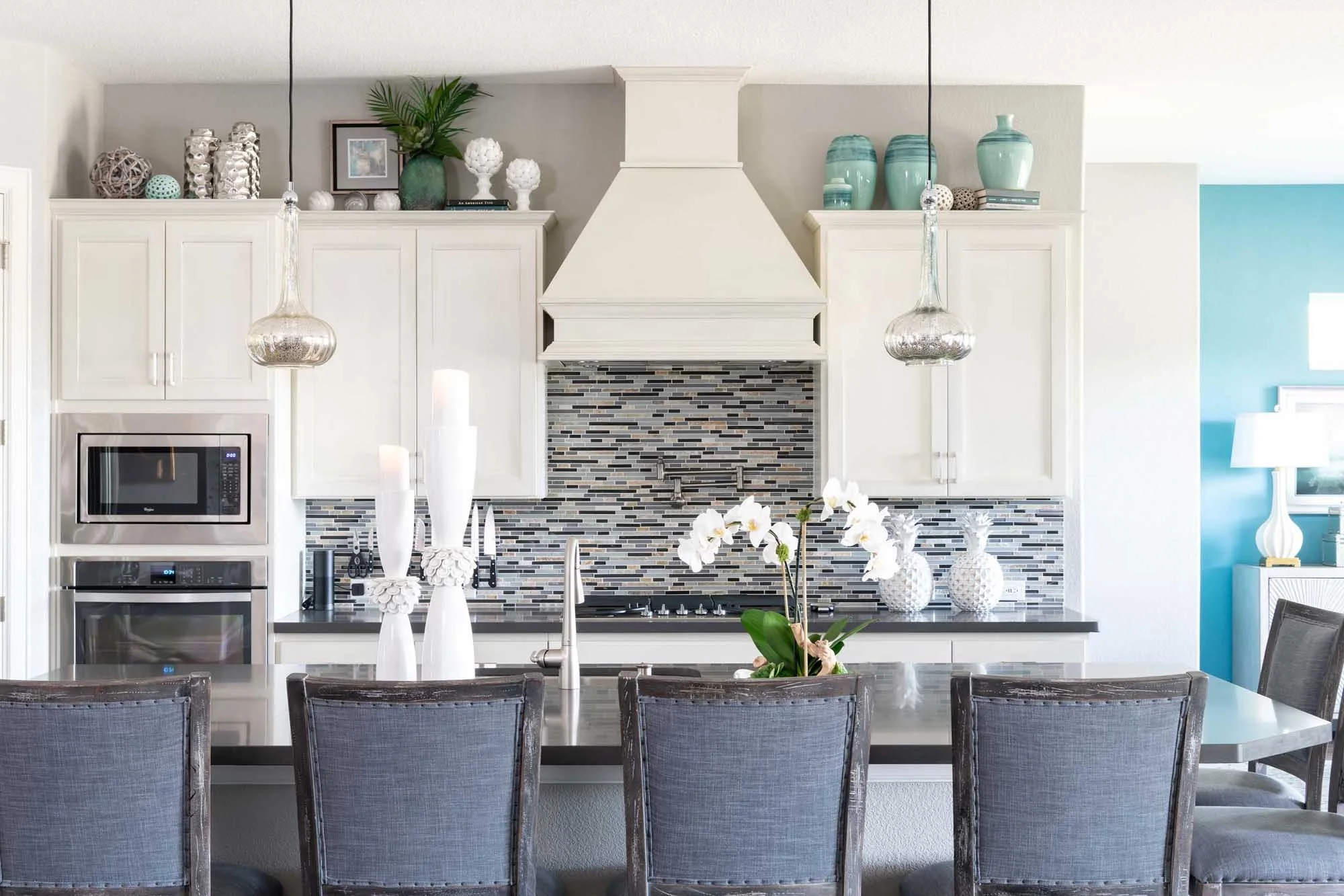 Interior Design Austin Robin Bond Interiors The Preserve at Thomas Springs Transitional Escape.01.jpg