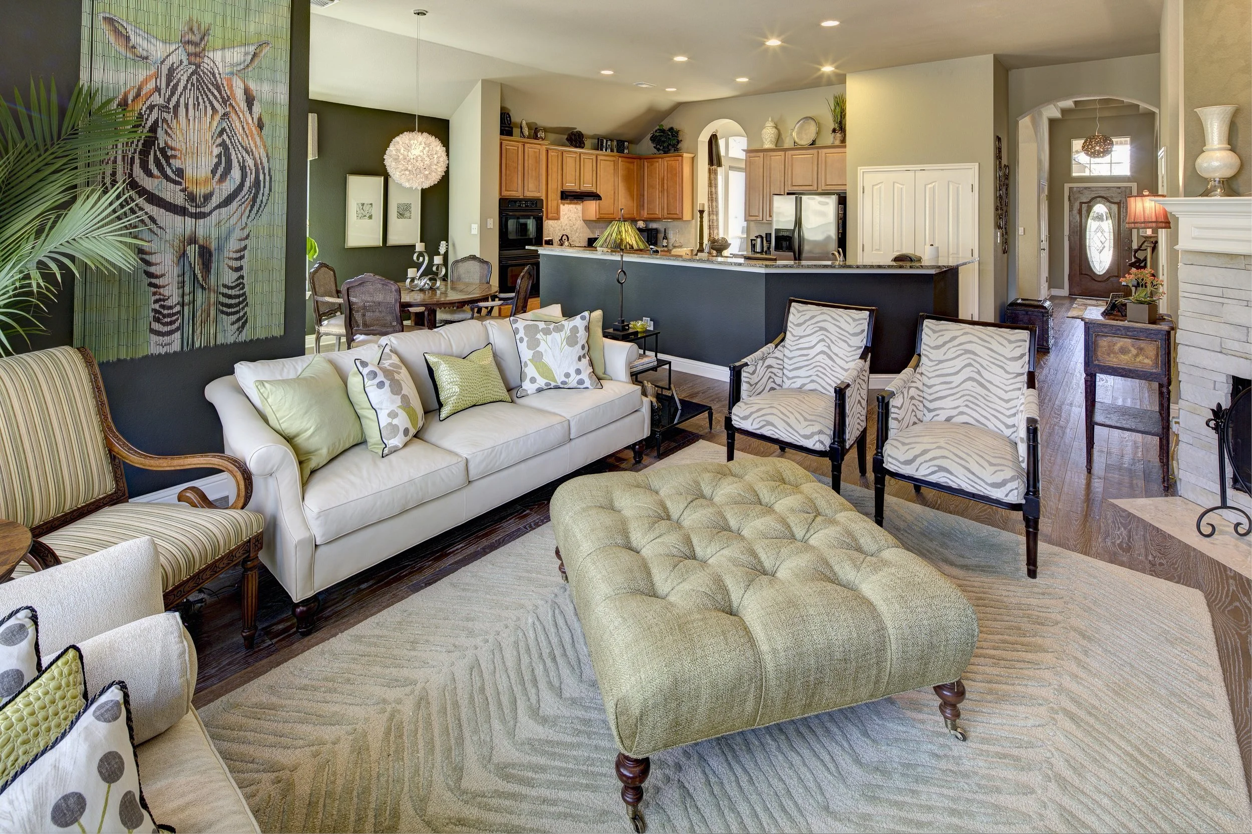 Robin Bond Home3_0029_30_31_fused_1 - WEB.jpg