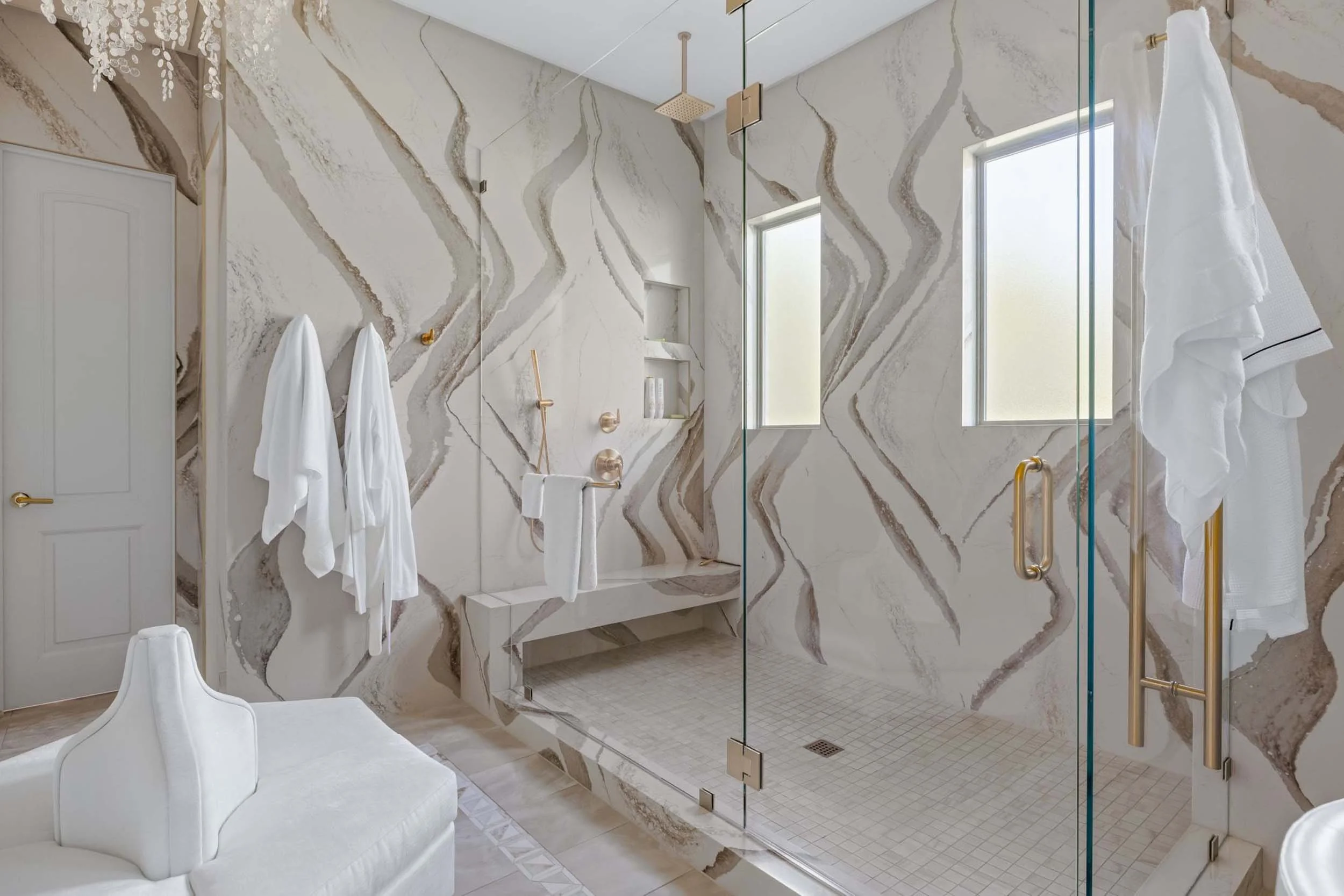 Lake Travis Glamour Girl Robin Bond Interiors.11.jpg