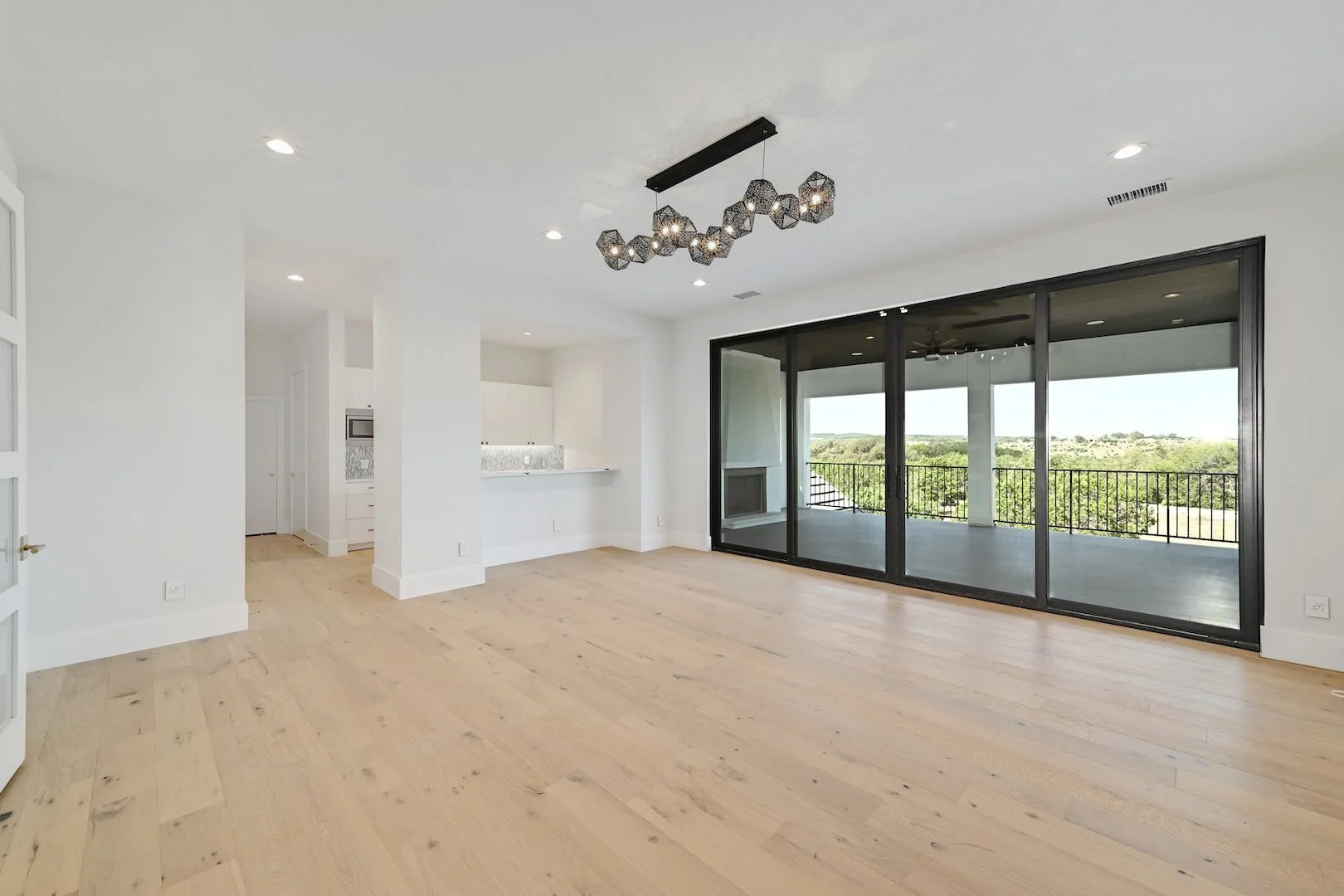 Award Winning Interior Designer Austin Madrone Ranch Mondern.14.jpg