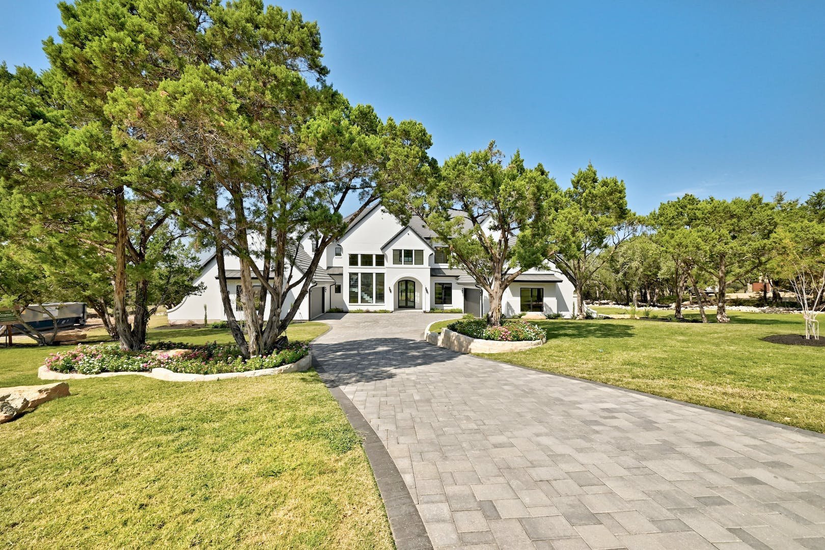 Award Winning Interior Designer Austin Madrone Ranch Mondern.01.jpg