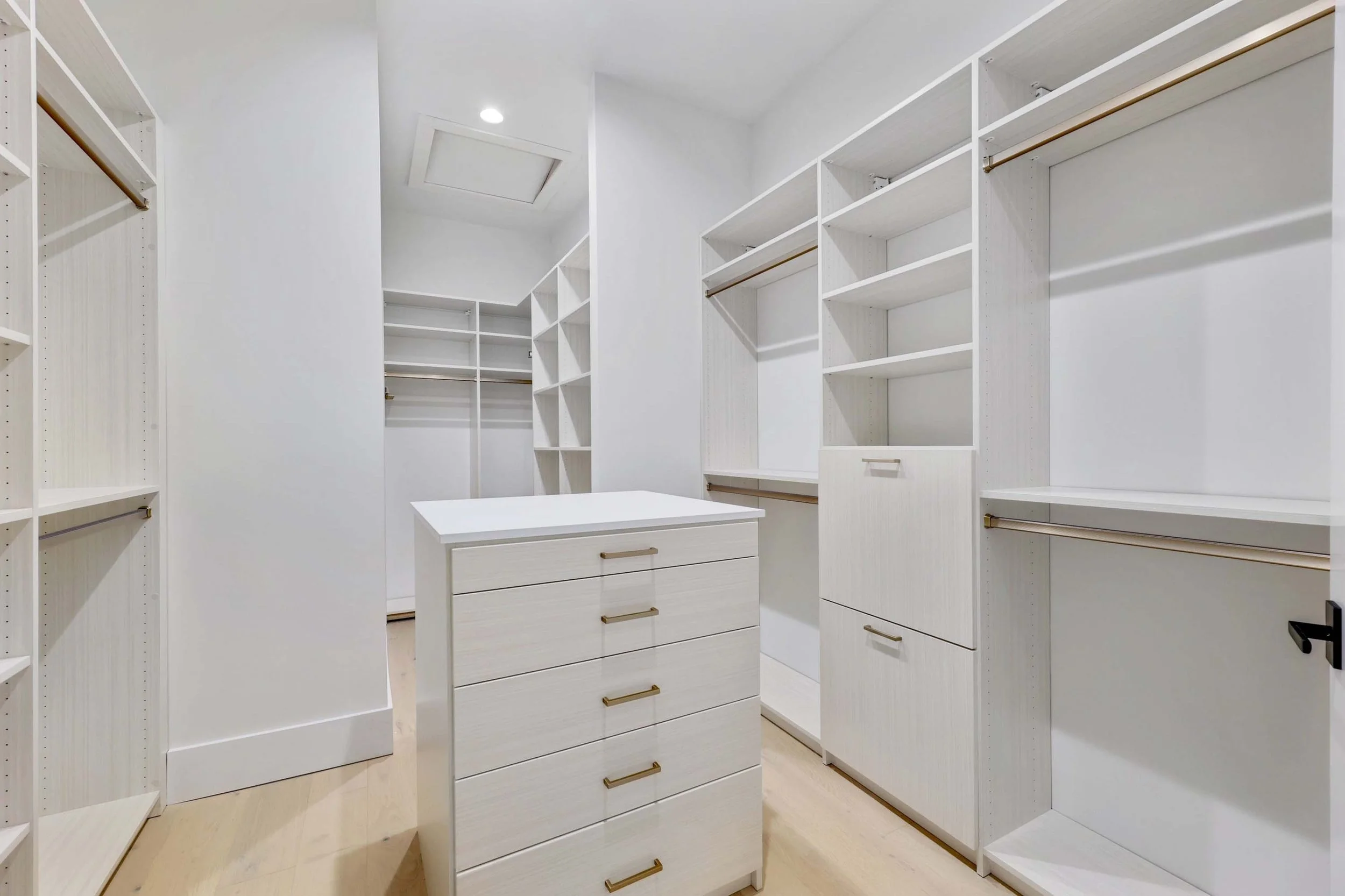 Award Winning Interior Designer Austin Lake Travis Modern.15.jpg