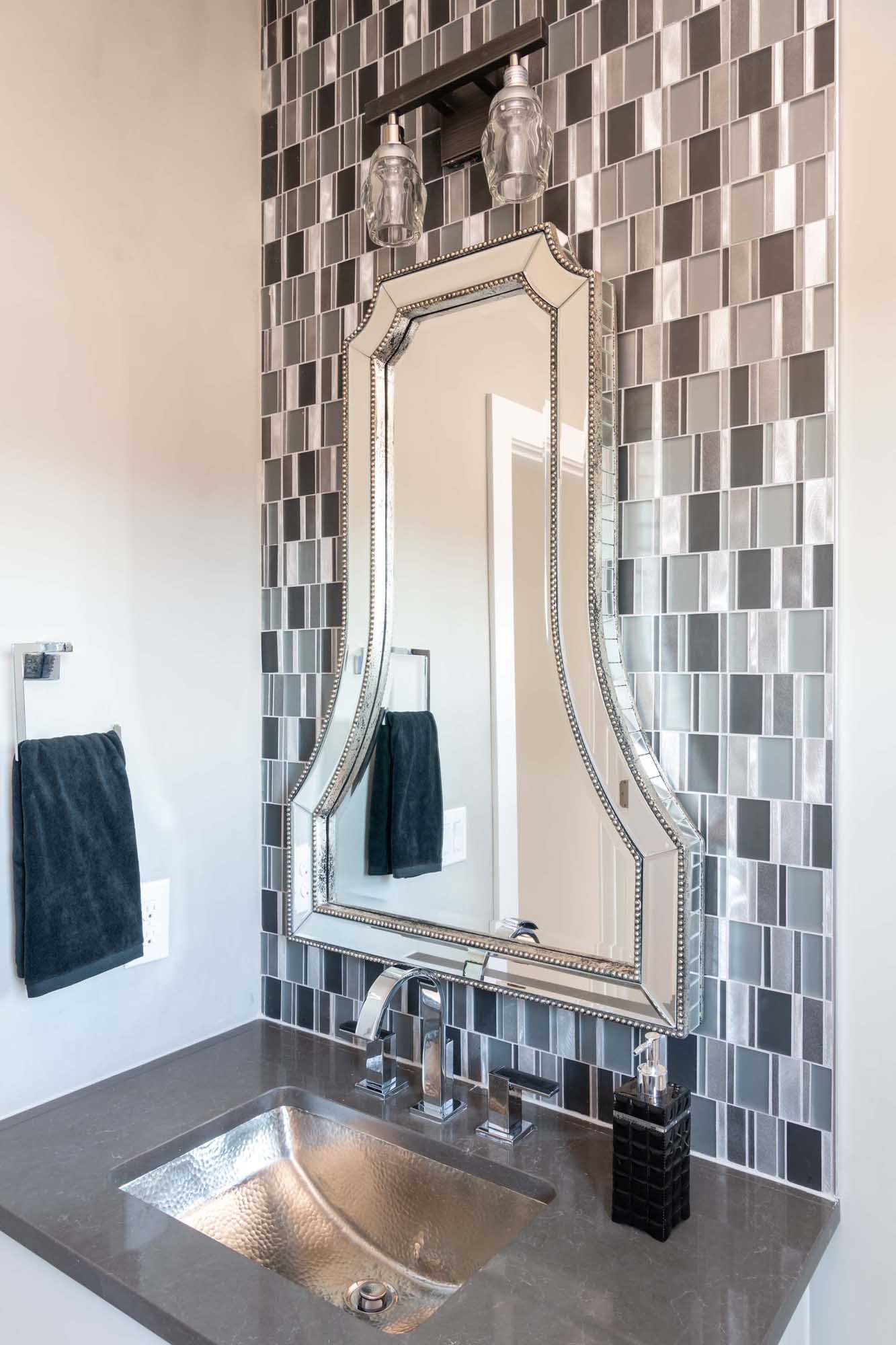 Interior Design Austin Robin Bond Interiors Meridian Austin Glamour.21.jpg