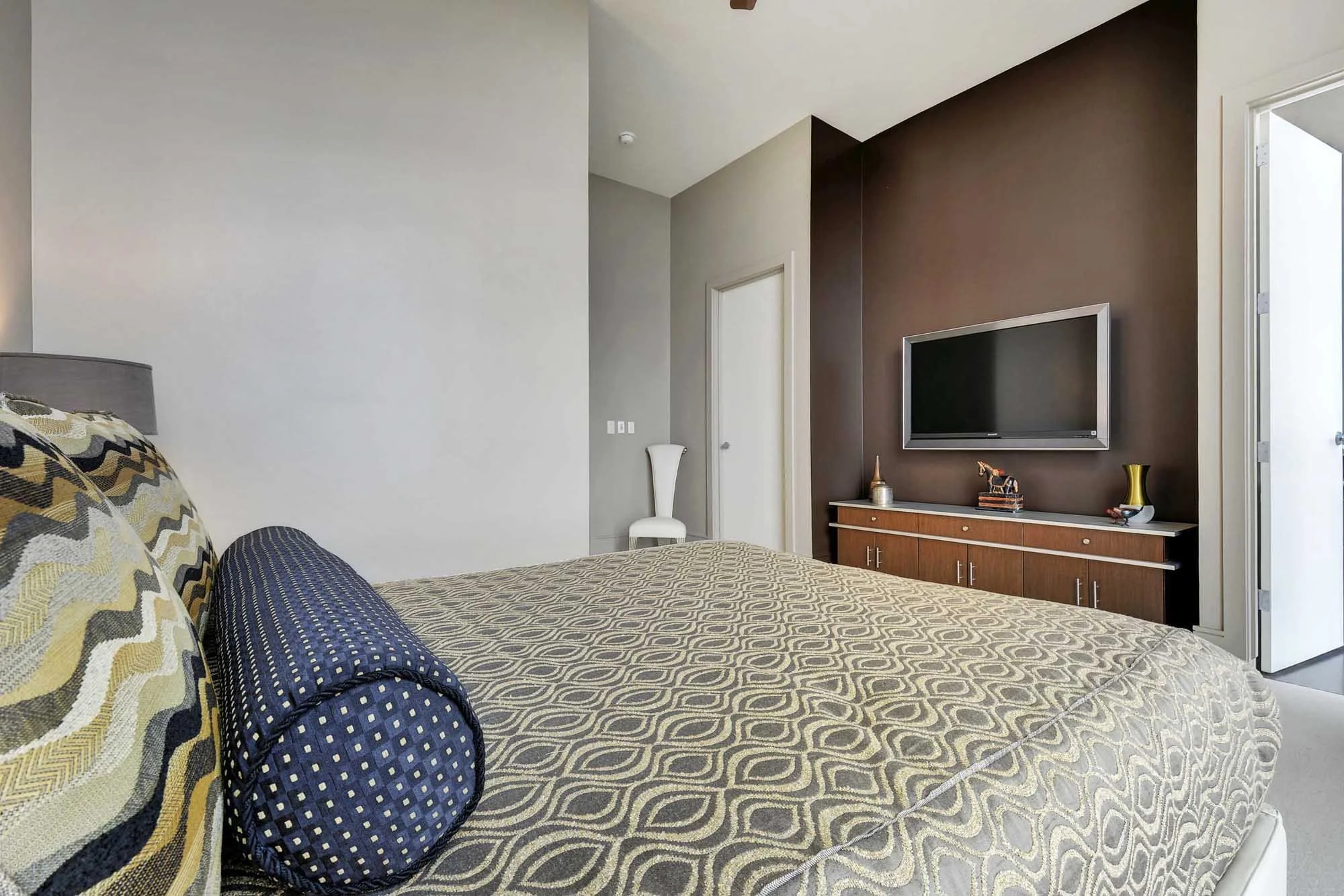 Interior Design Austin Robin Bond Interiors 5fifty Five.34.jpg