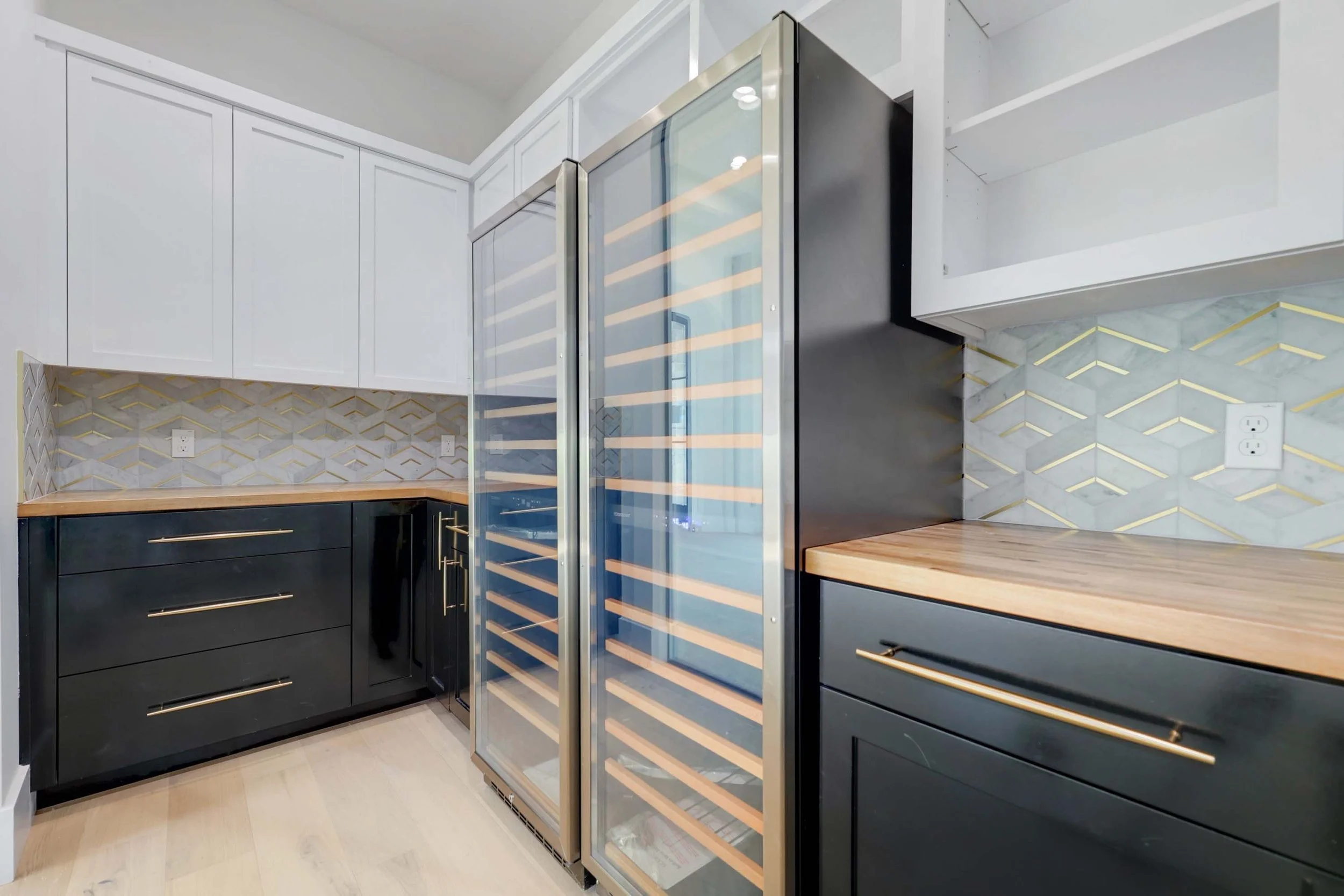 Award Winning Interior Designer Austin Lake Travis Modern.18.jpg