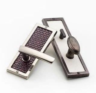 Hill Country-style homes deserve equally authentic hardware. One standout way to elevate your interiors is with door levers featuring leather backplates, a perfect blend of rugged sophistication and refined craftsmanship.

If you're seeking distincti