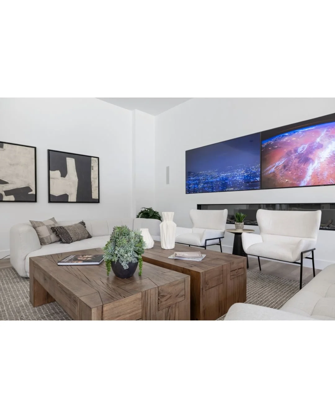 A glimpse of the family room that didn&rsquo;t make it into the Luxe Magazine feature. There&rsquo;s ample seating for this family of five, with plenty of room left to welcome guests.
In a space this large, two coffee tables tend to work better. A si