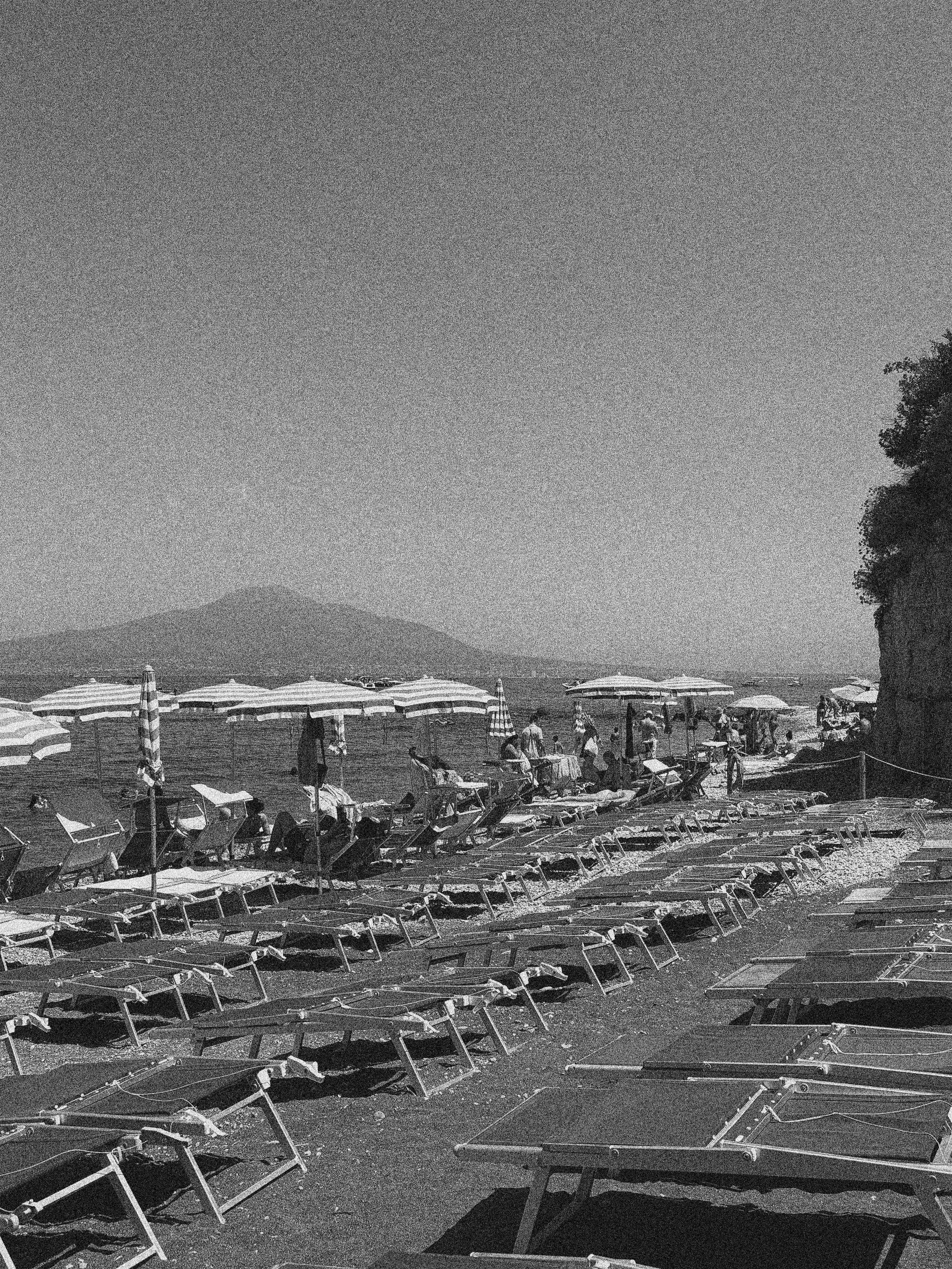 MOUNT VESUVIUS ON THE COAST OF AMALFI, ITALY