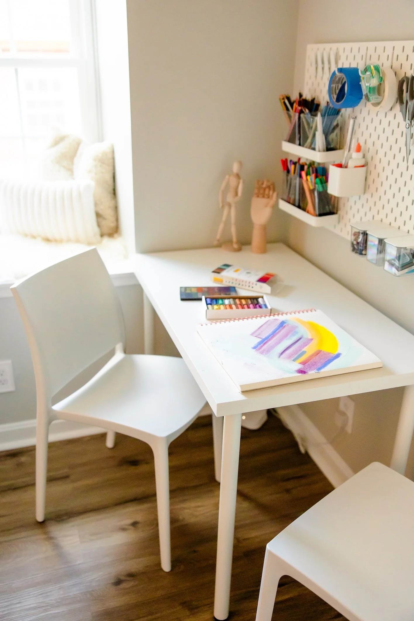 LGBTQ+ affirming art therapy office at Grove Therapy Collective, Northern Virginia