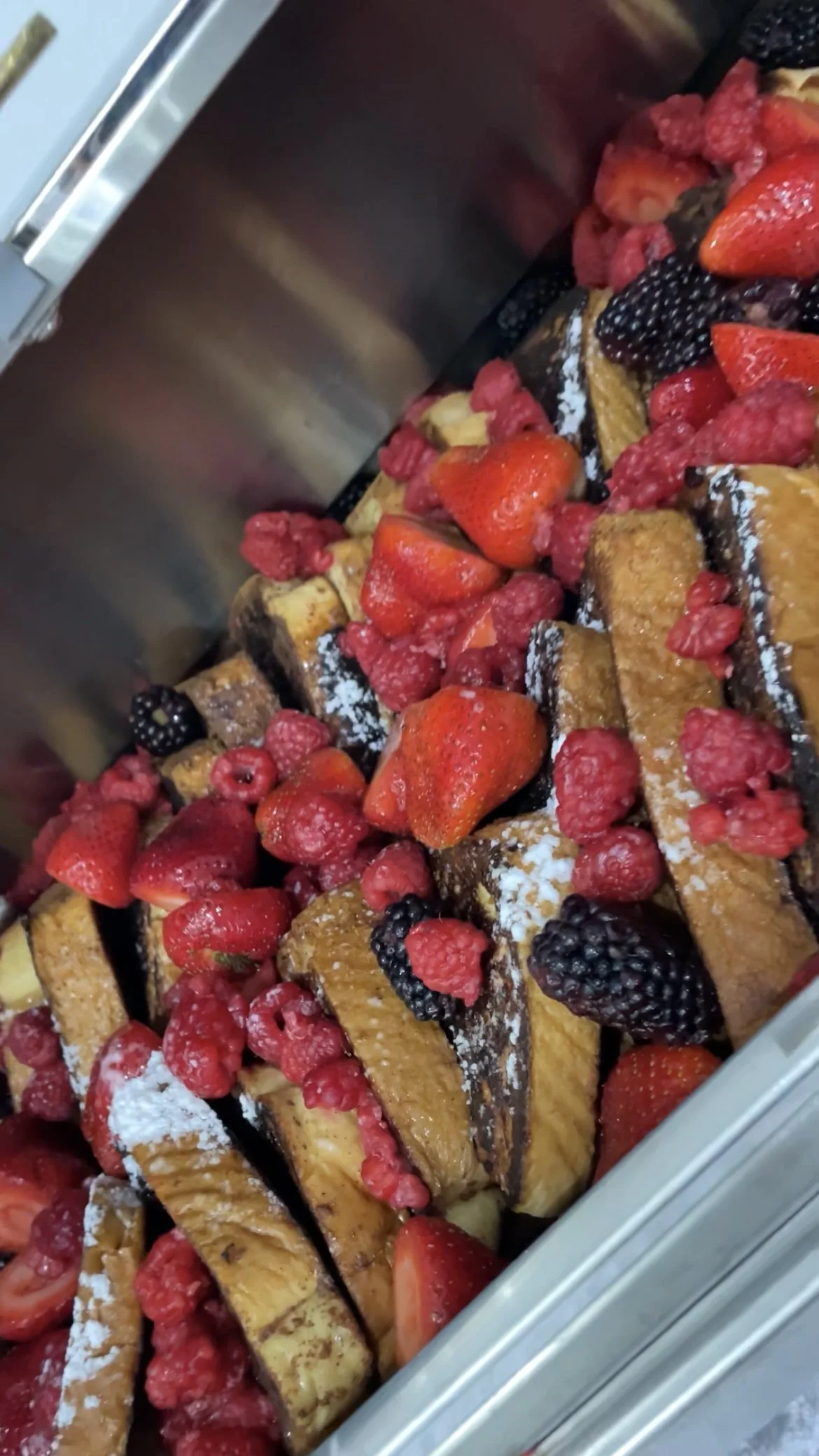 French toast and berries