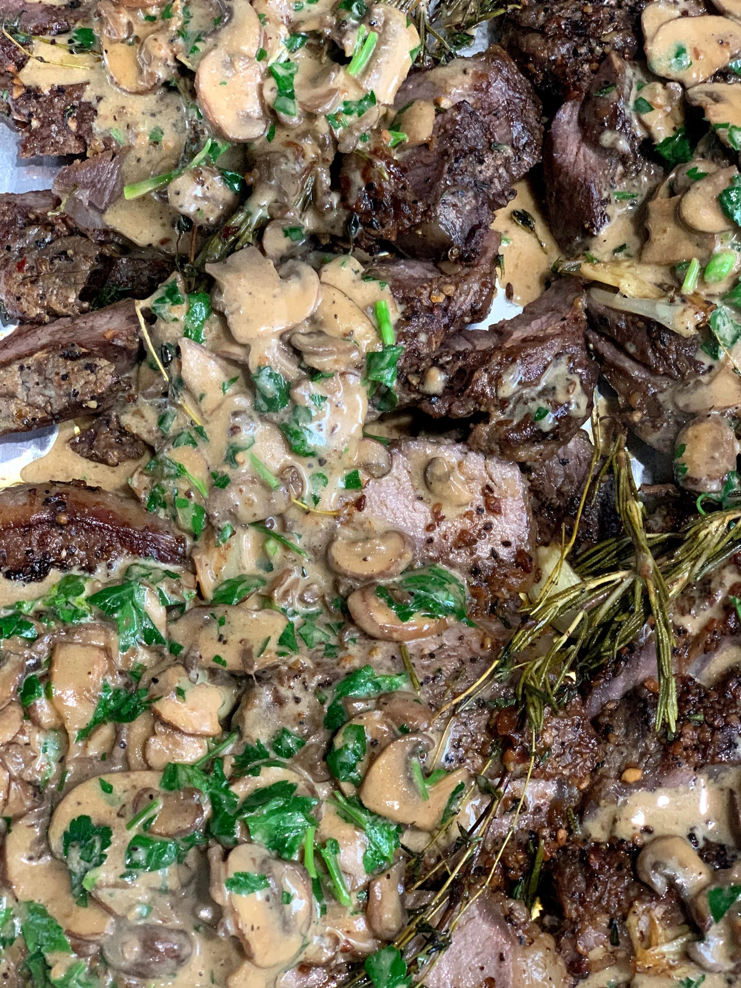 Smothered lamb chops