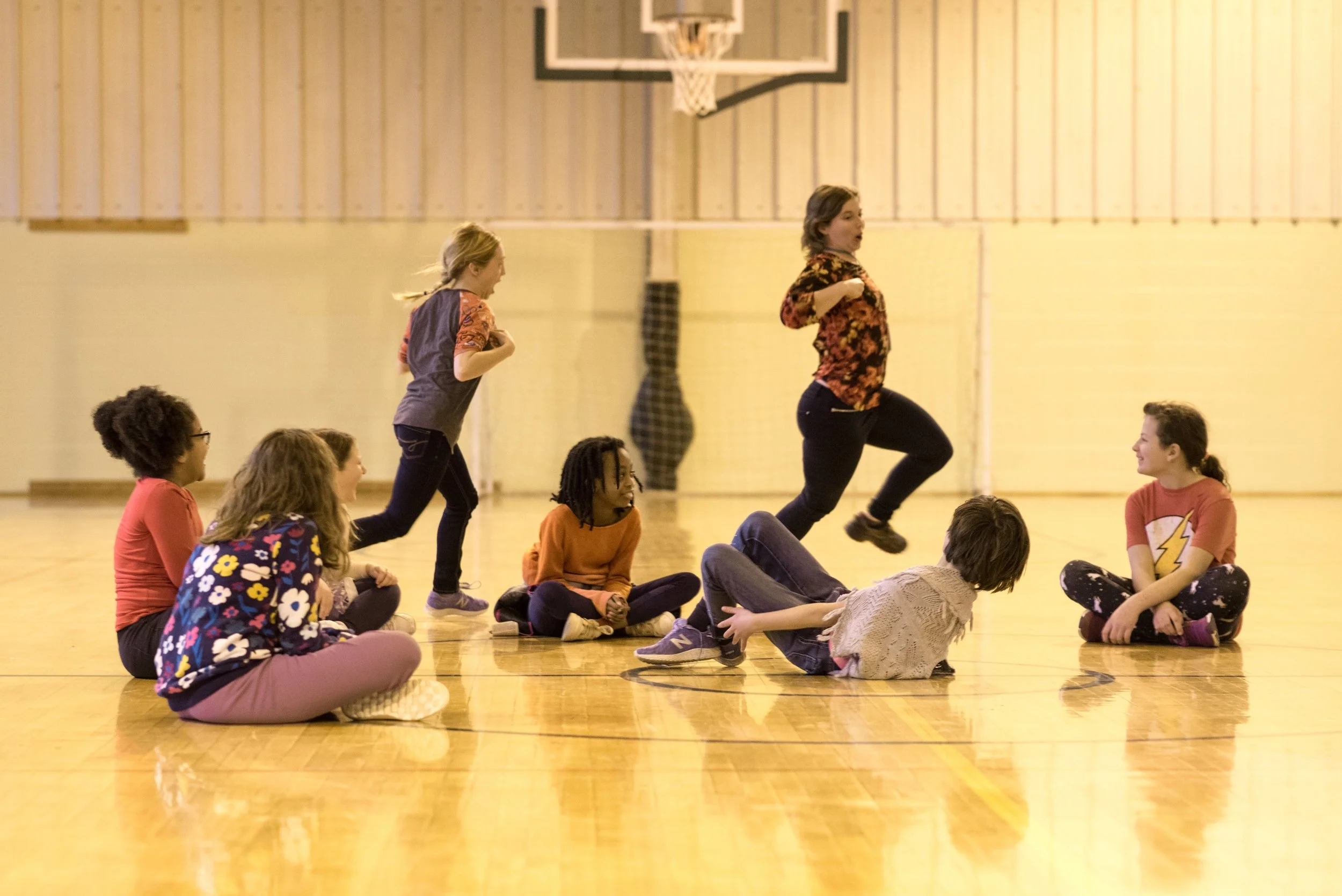 Oakland students playing at Shepherd Gymnasium