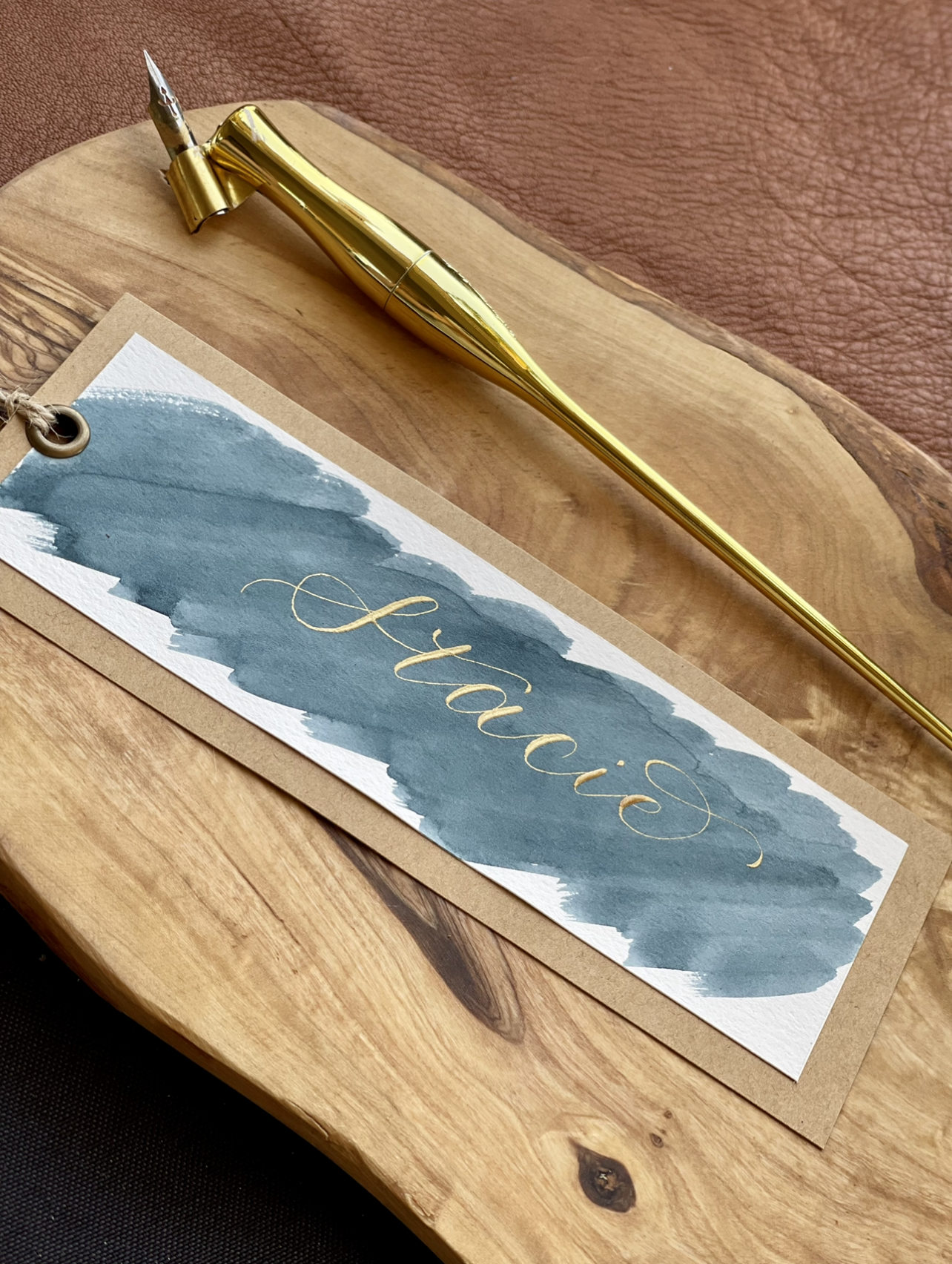 Elegant lettering for gifts, pointed pen calligraphy, calligraphy personalization, pretty handwriting, live calligraphy artist, Cecy luxury calligraphy artist and engraver for special occasions, brand activations, private events, weddings