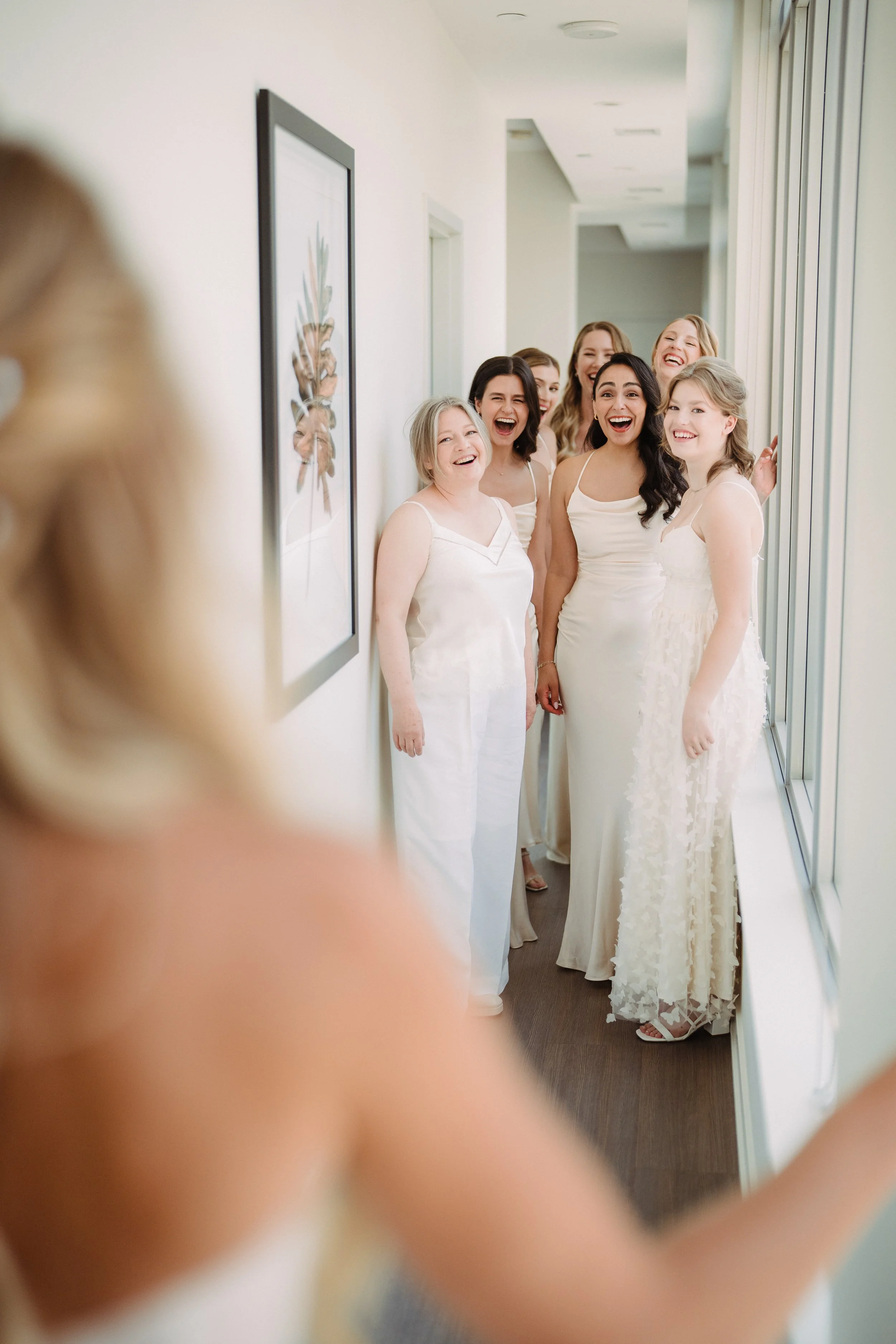 Hire a Wedding Photographer in Ottawa
