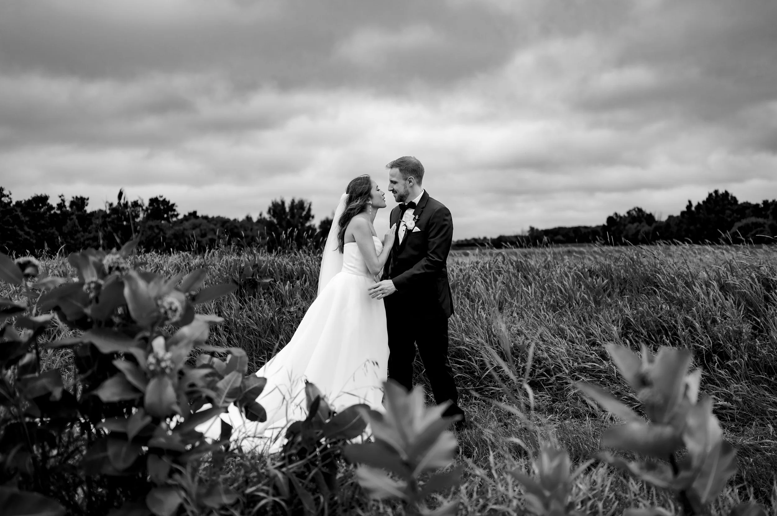 10 Must-Have Wedding Photos Every Ottawa Couple Needs