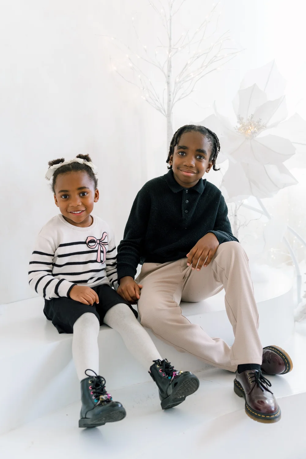 Portrait from Palm Tree Studio's 2025 Christmas Mini Sessions