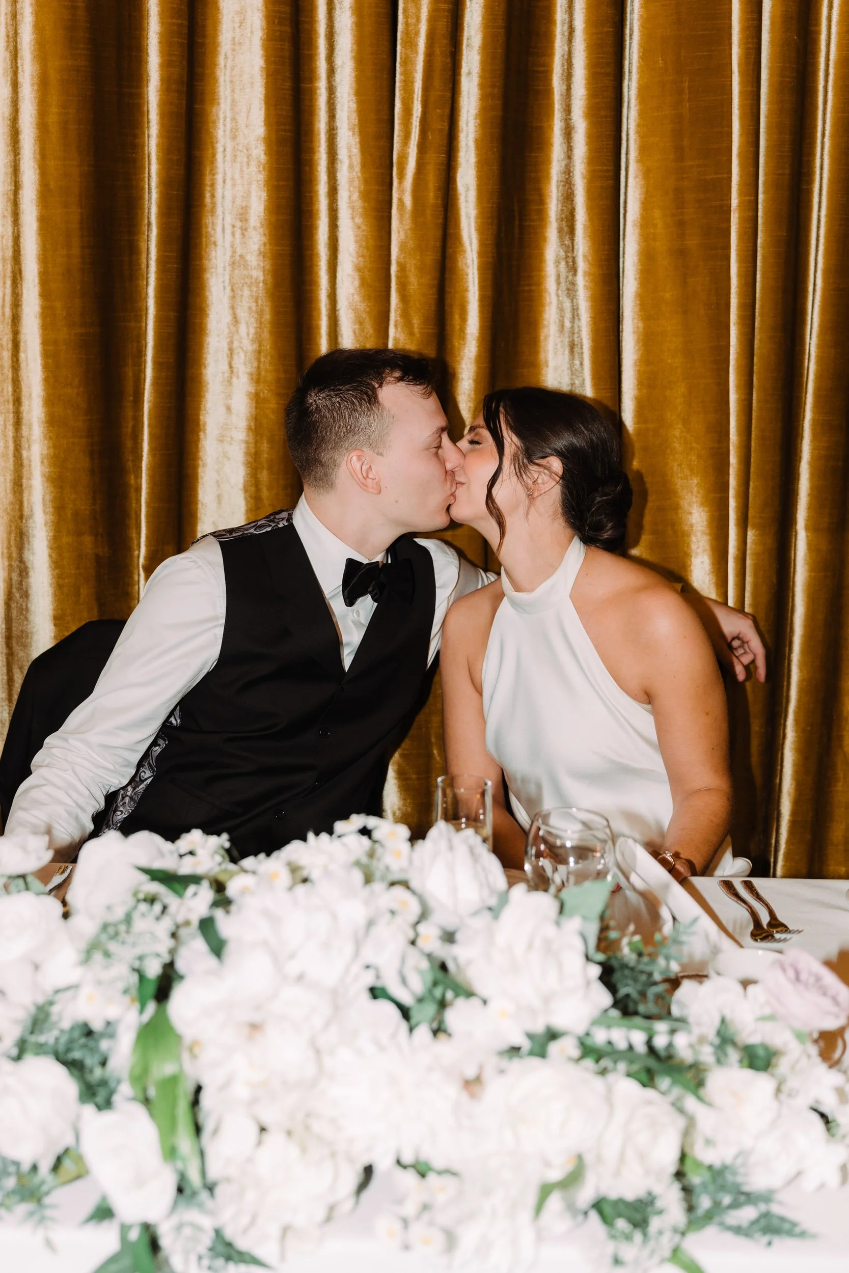 2025-06-07 Lord Elgin wedding Karli&Chris-512.jpg