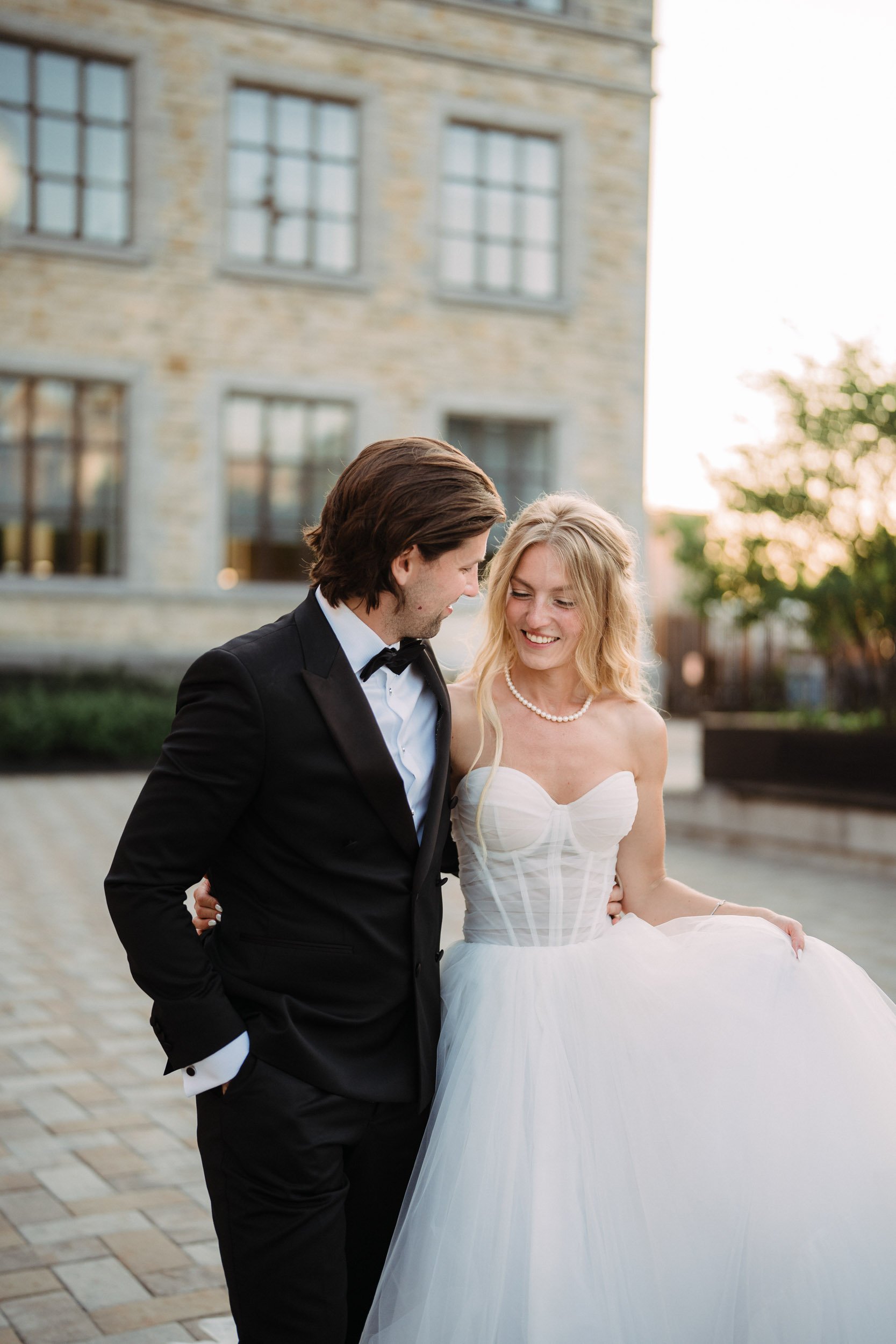 2024-07-13 National Gallery wedding Isabella and Cory-895.jpg