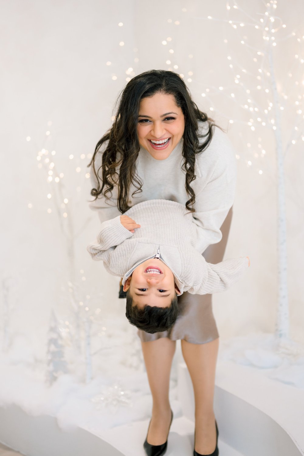Portrait from Palm Tree Studio's 2025 Christmas Mini Sessions