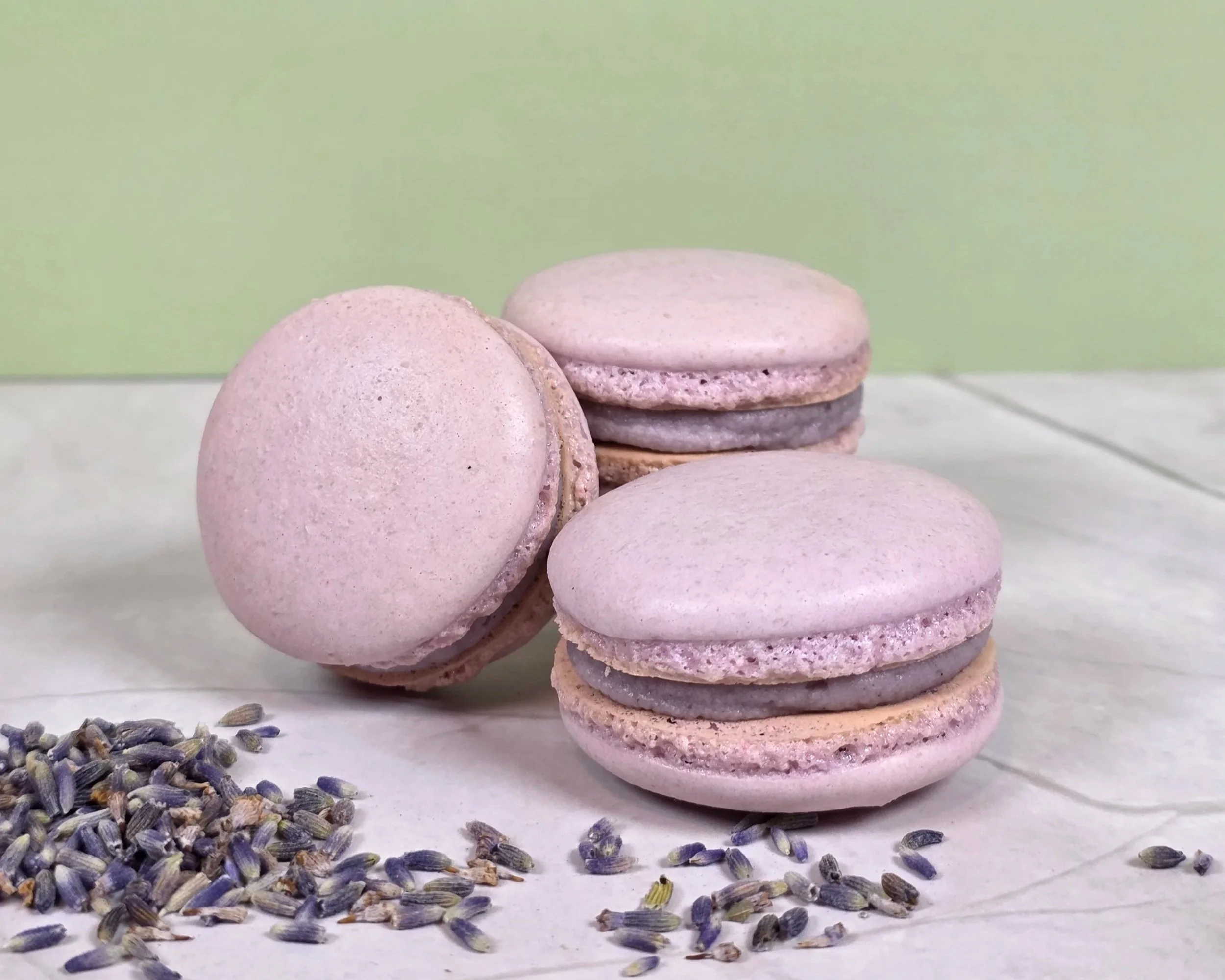 lavender-macarons.jpg