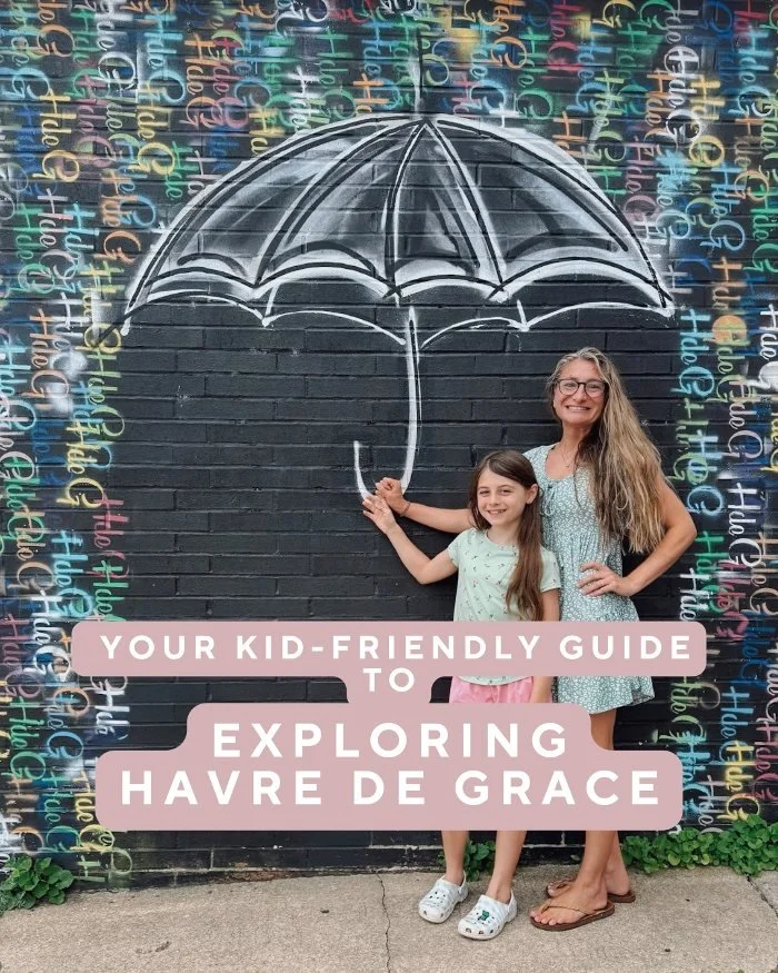 mom and daughter posing in havre de grace for a guide of things to do with kids