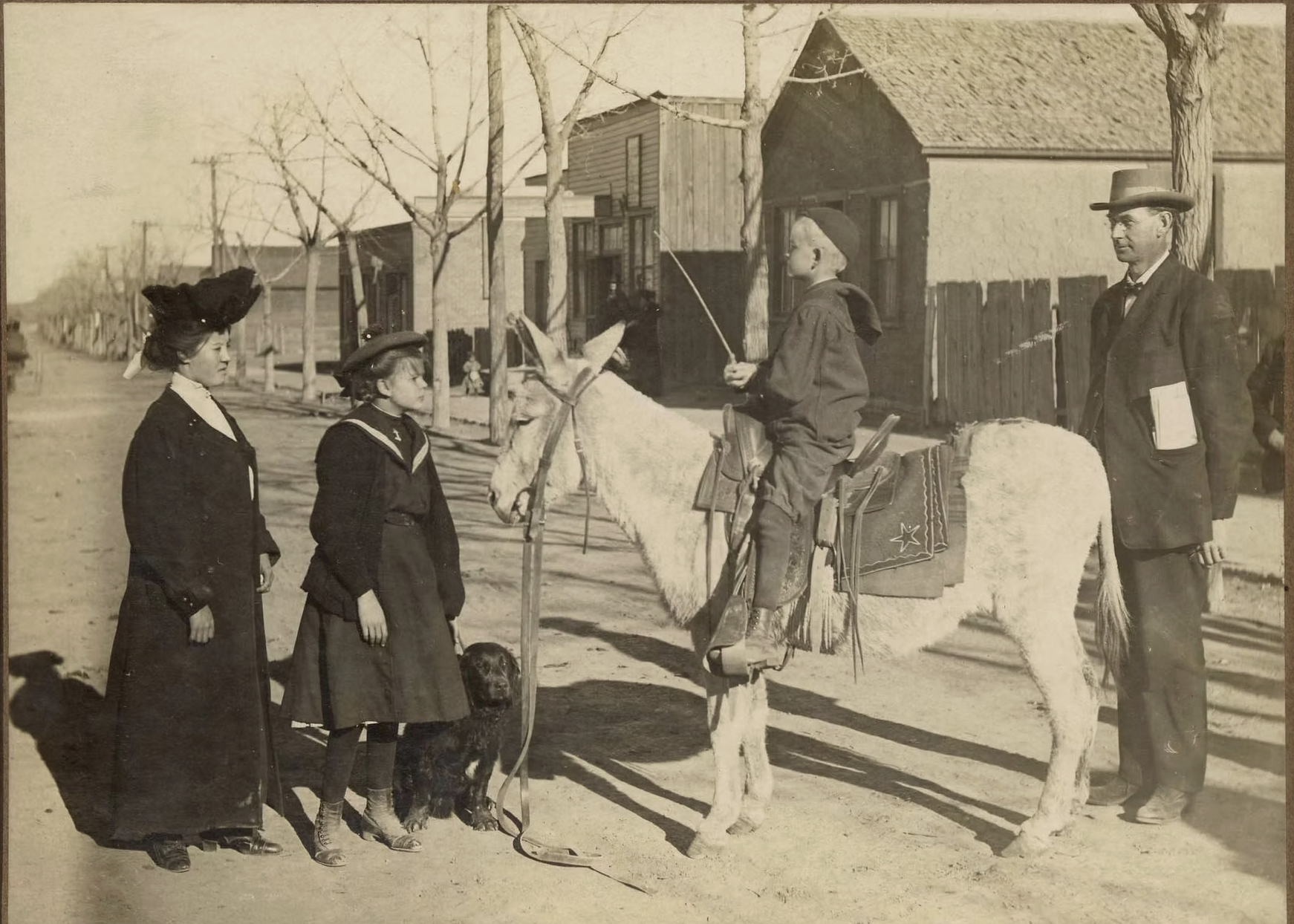 Aguilar Main Street, circa 1910
From Left to Right: Anne Lindsey Munnell, Mary Munnell, James Munnell and AI Lindsey