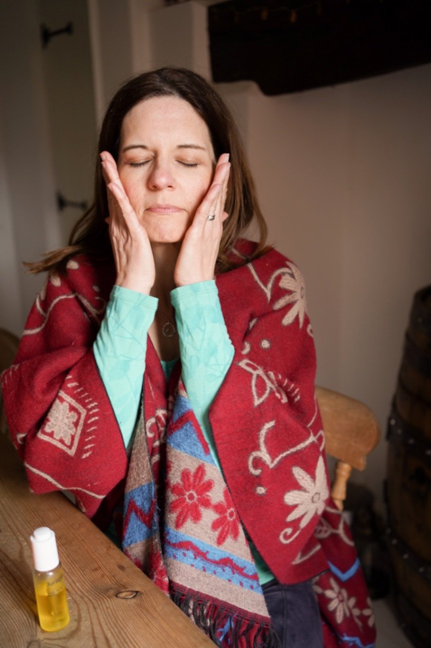 wellness-retreat-wiltshire-yoga-with-daisy.jpeg