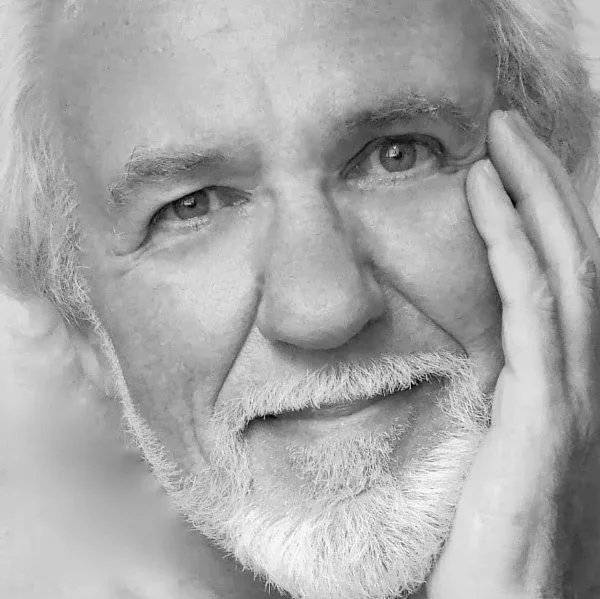 Ivan Midderigh, Photographer,  Teacher, Roy Hart Theatre founder member and resident of Malérargues.
