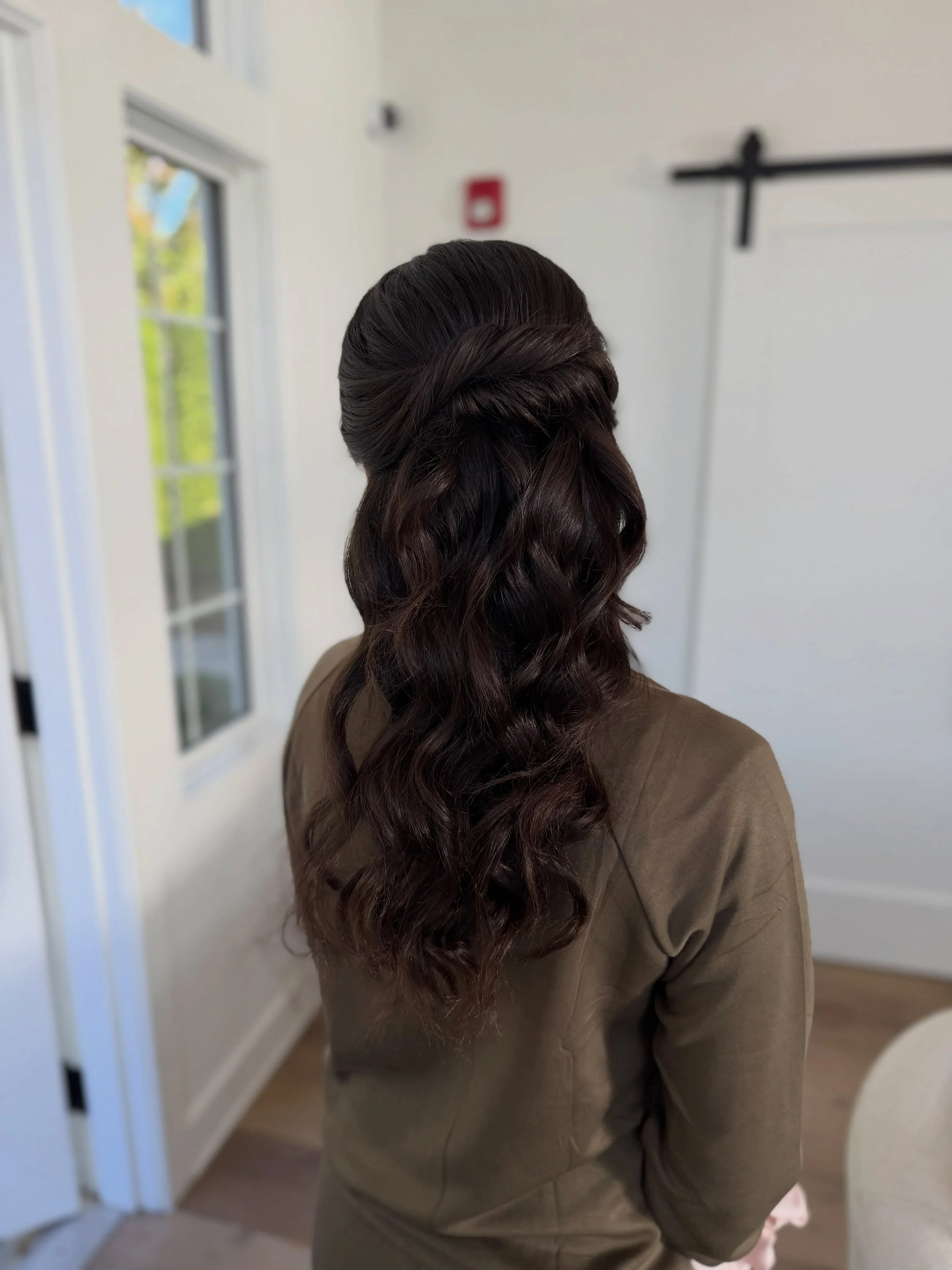 For your wedding hair inspo board&hellip;some bridesmaid styles I&rsquo;ve done lately 🤍

.
.
.
.
Bridal hairstylist, bridal hair styles, bridesmaid hair, Albany bridal hair stylist, Saratoga bridal hair stylist, Albany wedding, Saratoga wedding, Hu