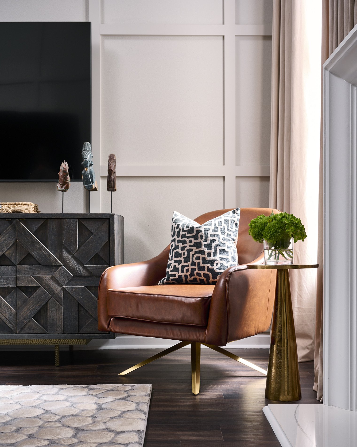 TheresaButlerInteriors_3135HighgreenTrail_102423_MMP_6288 2.jpeg