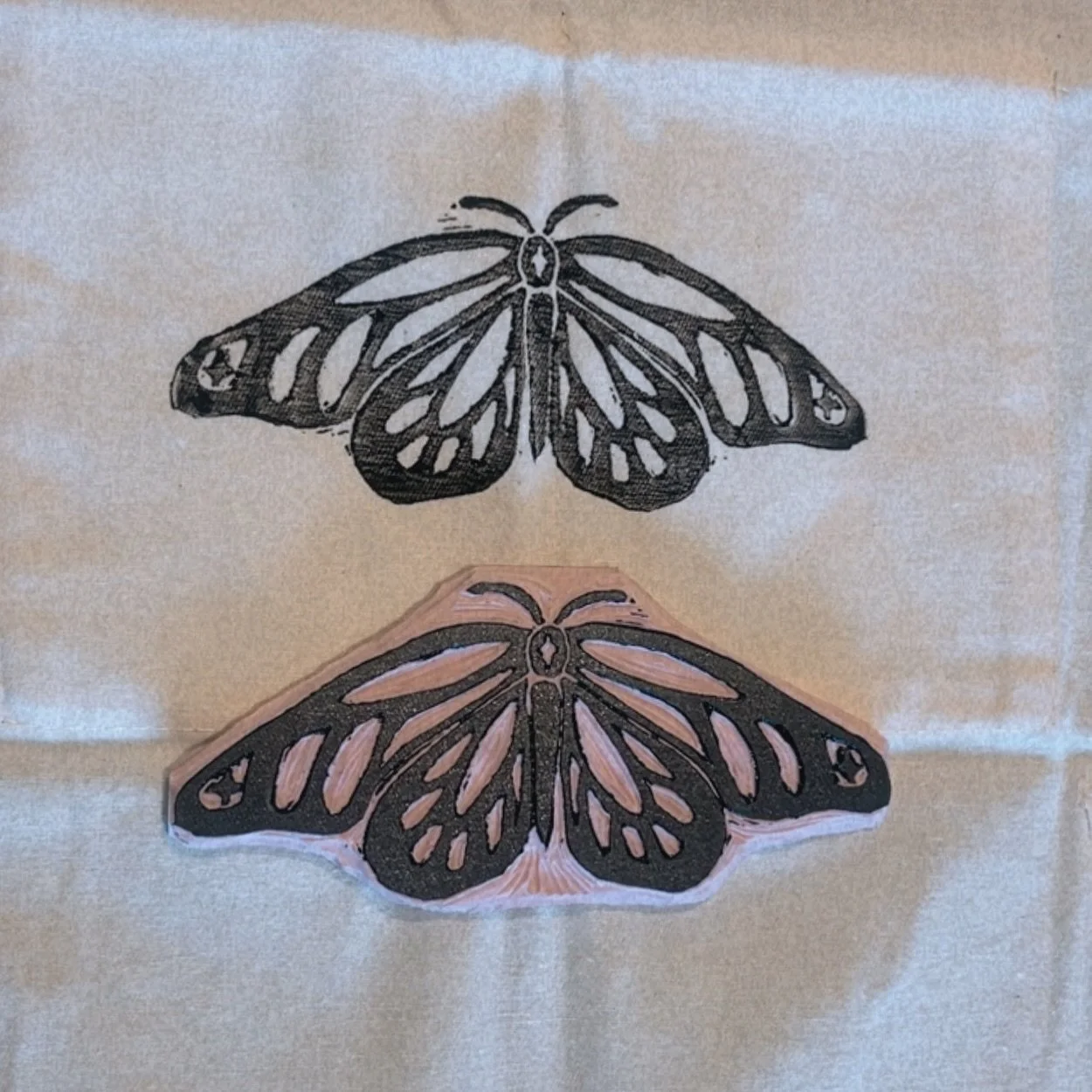 🦋

#linocutprint #linocutart #butterflyart #studiomonarch