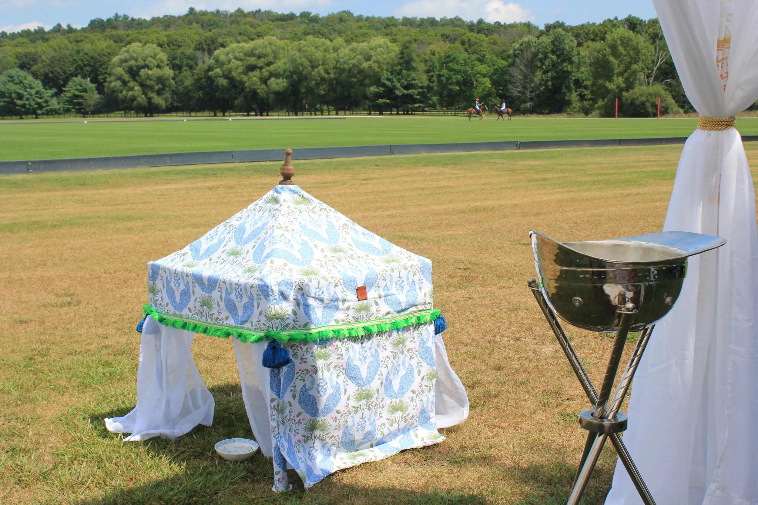 The Palm Beach Petite Pavilion