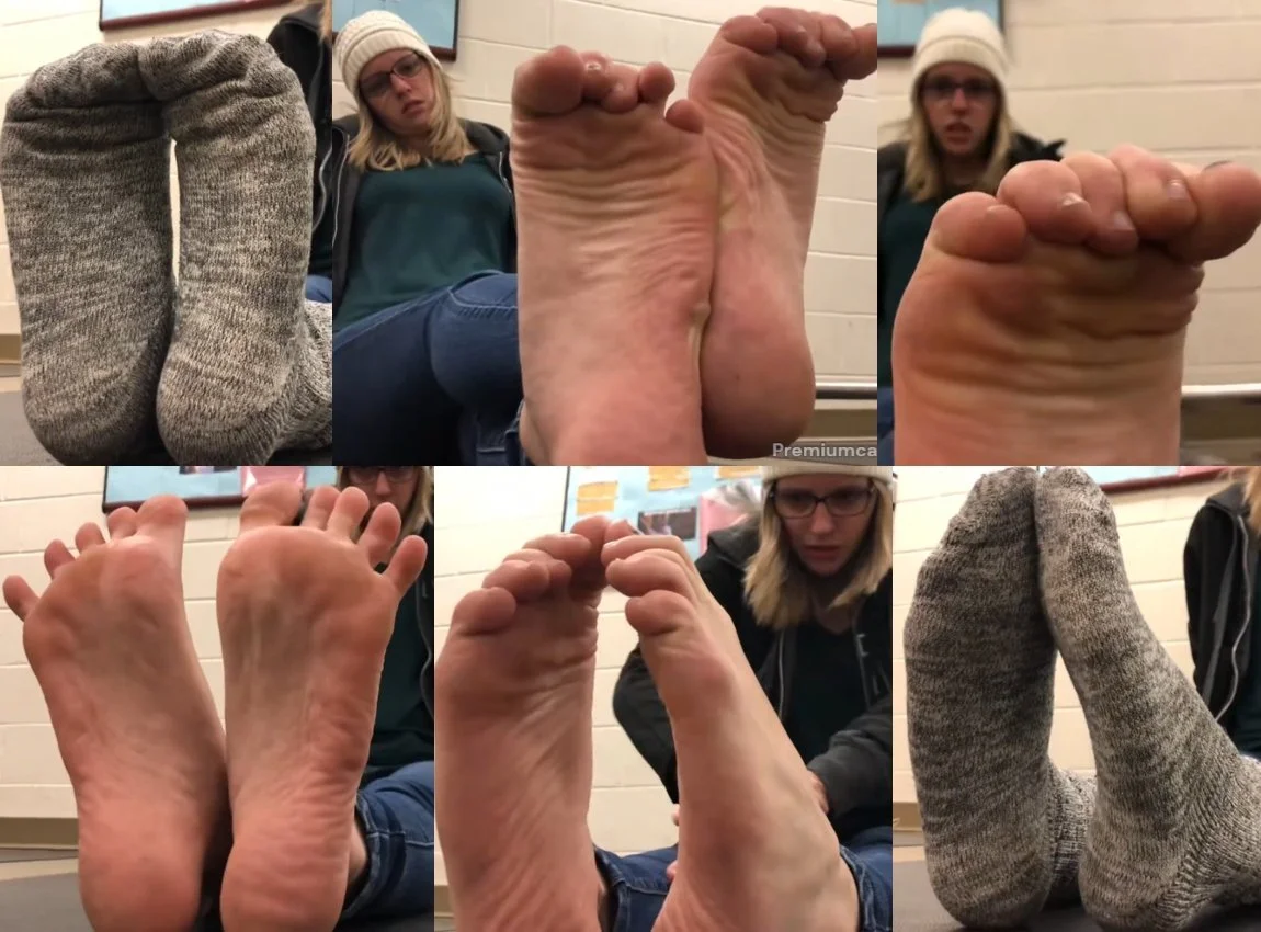 Video 129 - Public Feet Interview, Blonde Starbucks Worker Big Soles Reflexology