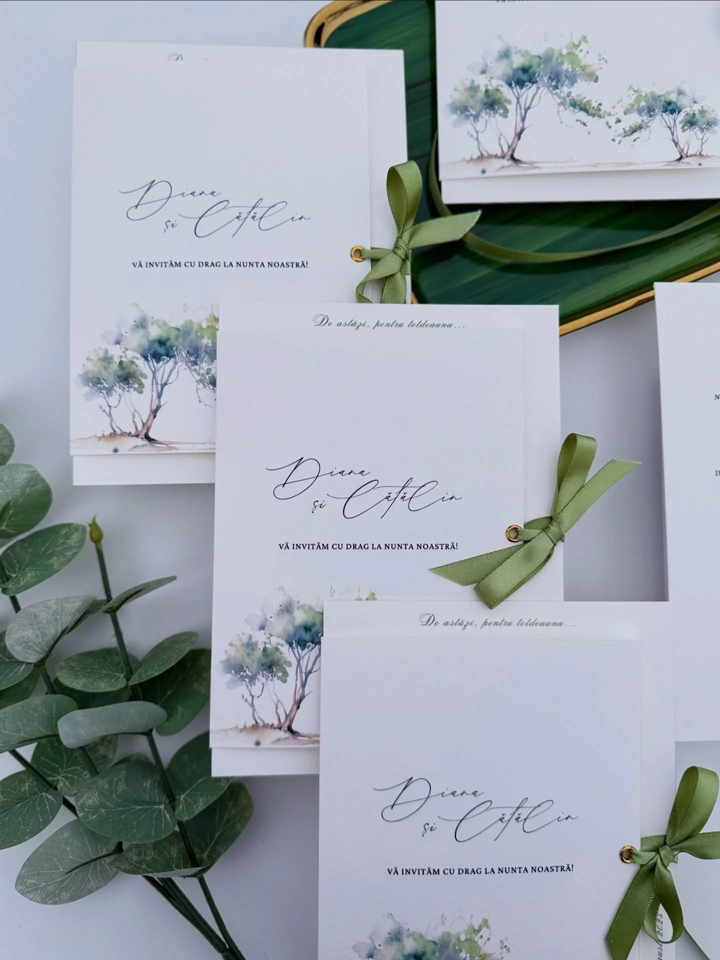 C&acirc;nd natura &icirc;nt&acirc;lnește eleganța și simplitatea, iar fiecare detaliu este realizat cu grijă, pentru momente care merită să fie perfecte 🤍🌿
_______________
Pentru detalii sau oferte personalizate:
💌contact@manuscrisatelier.com
What