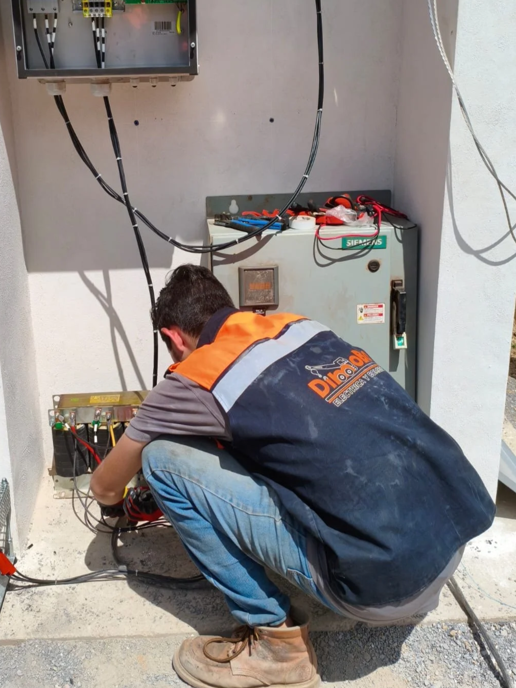 Instalación de equipo de bombeo en El Rincón de Mirandillas, Jalisco
