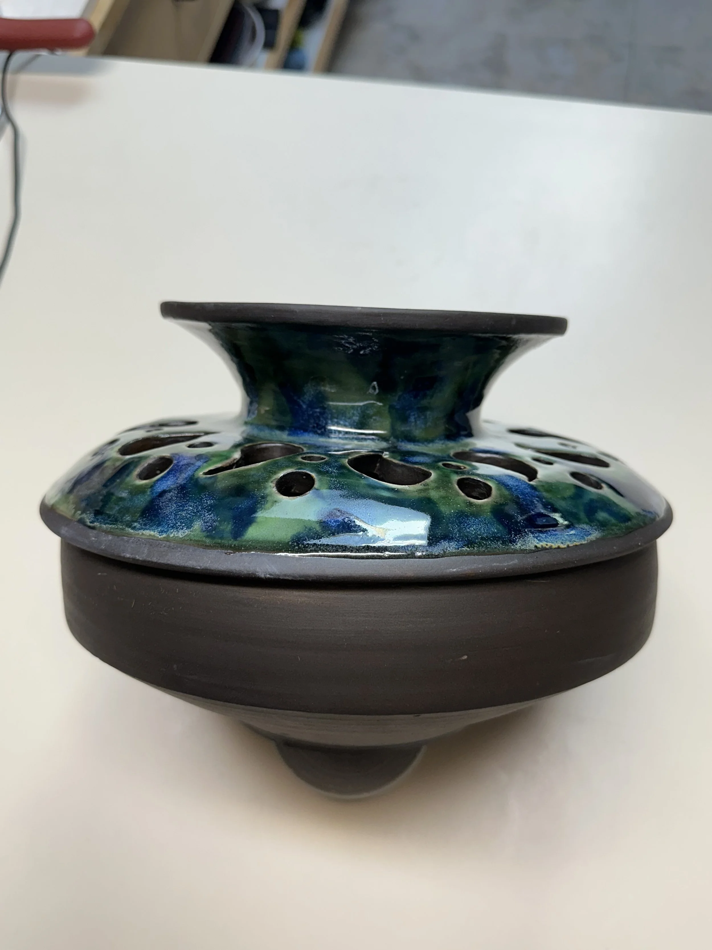 Vase for large flower arrangement